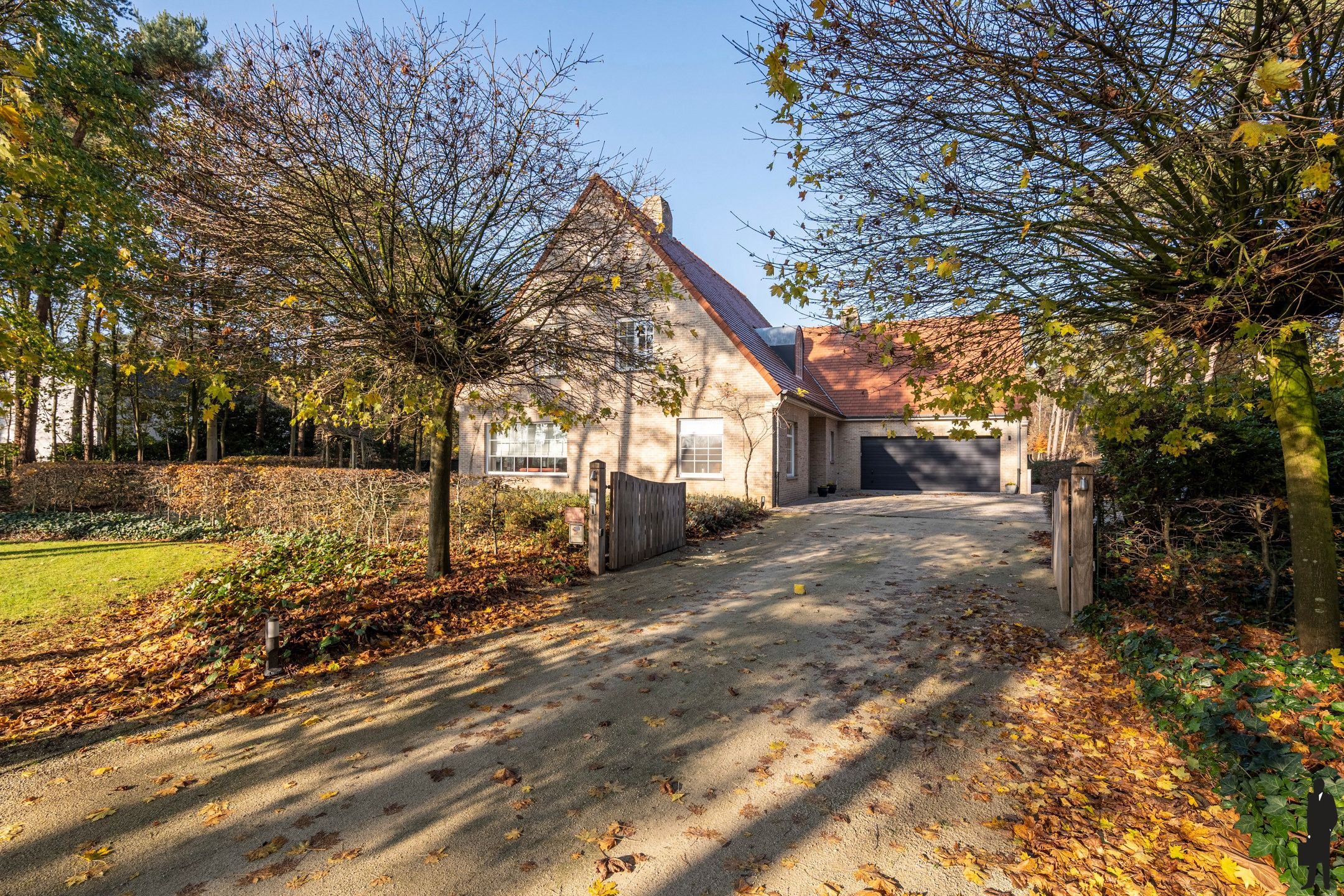 Villa met zwembad en privébos volledig omheind in Retie foto 26