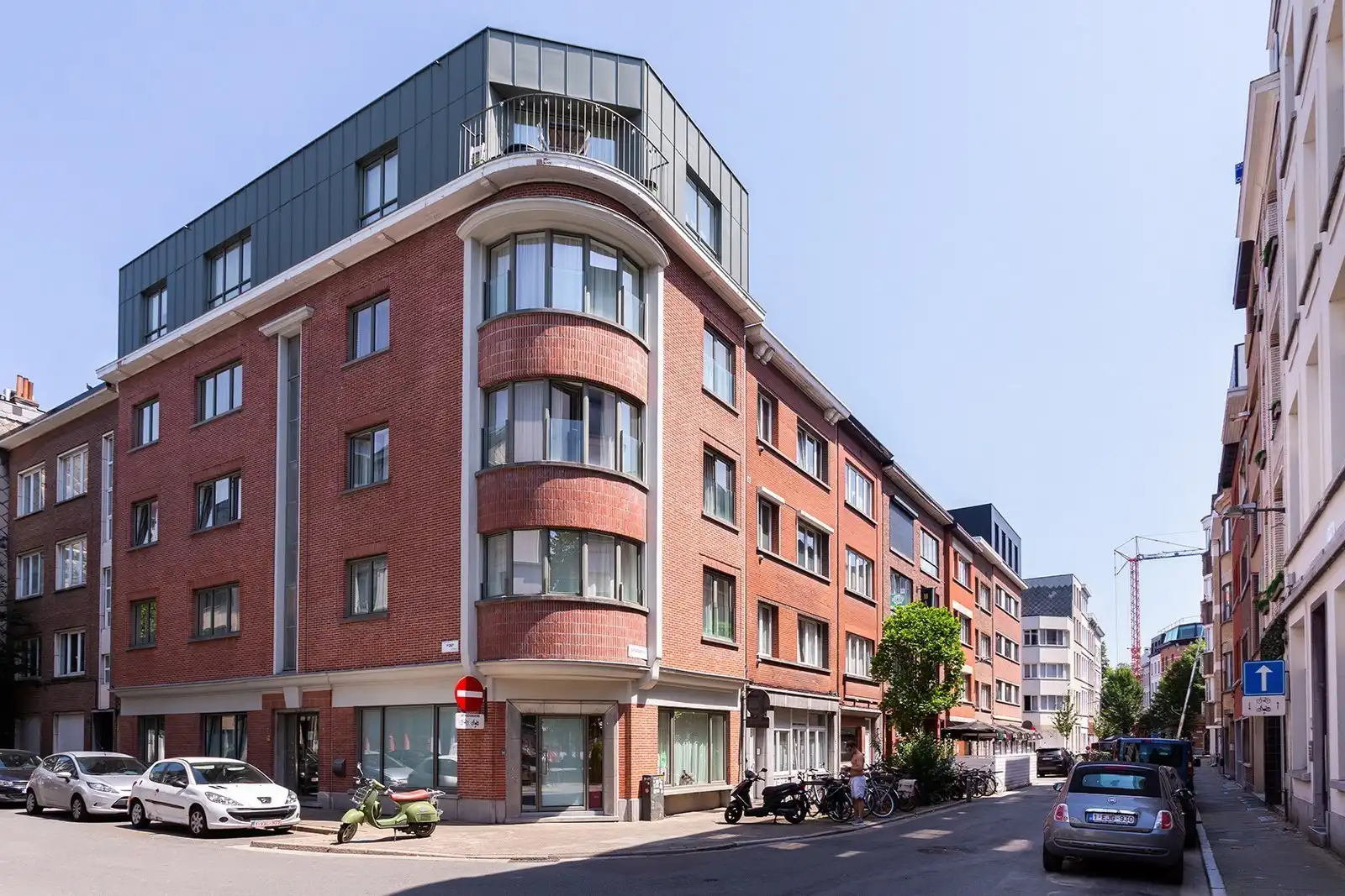 Wonen in het hart van de Sint-Andrieswijk foto 11