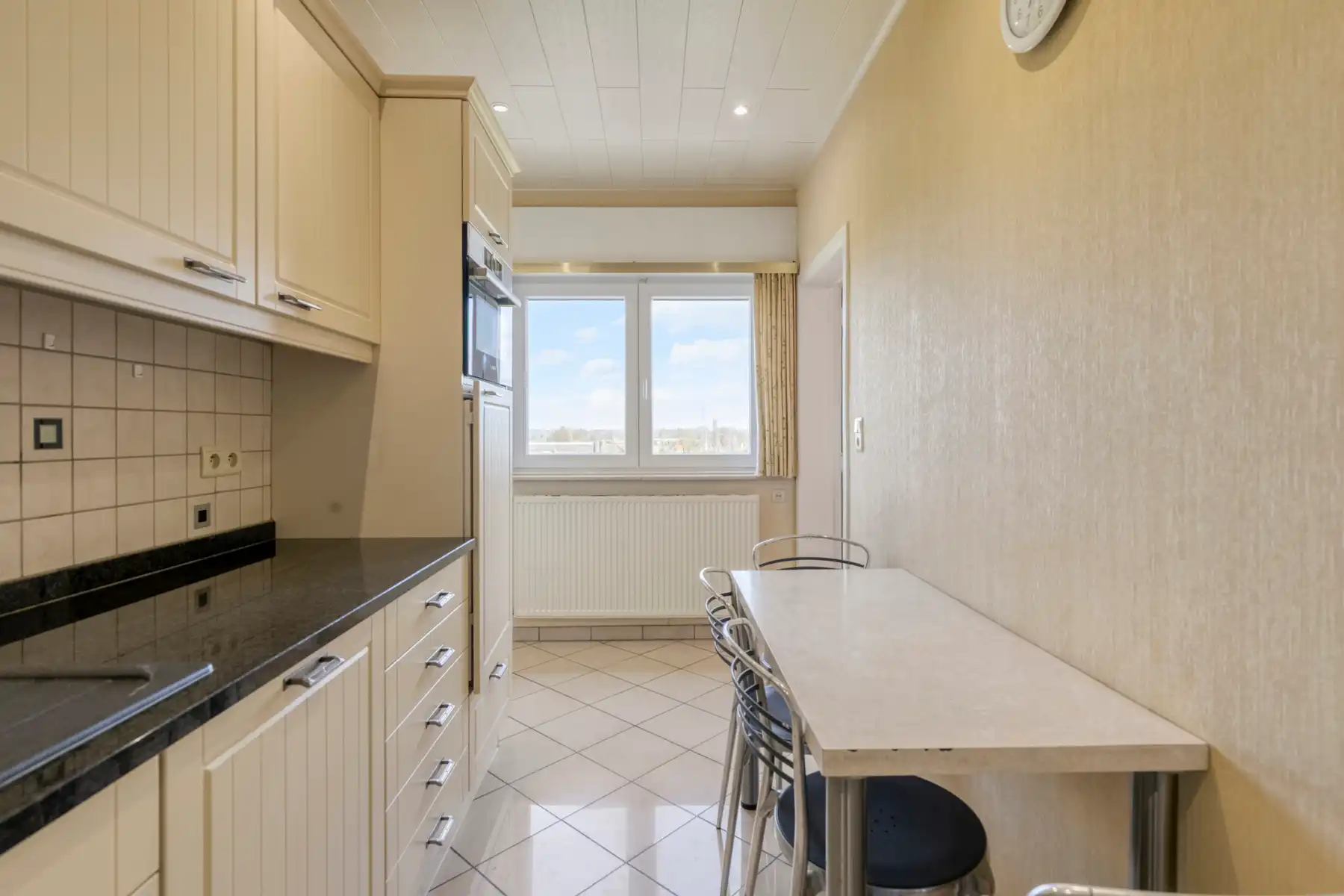 Charmante bungalow ruim perceel foto 14