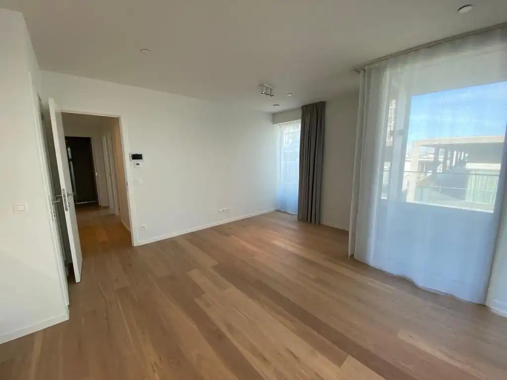Recent appartement met veel lichtinval en hoogwaardige afwerking foto 4