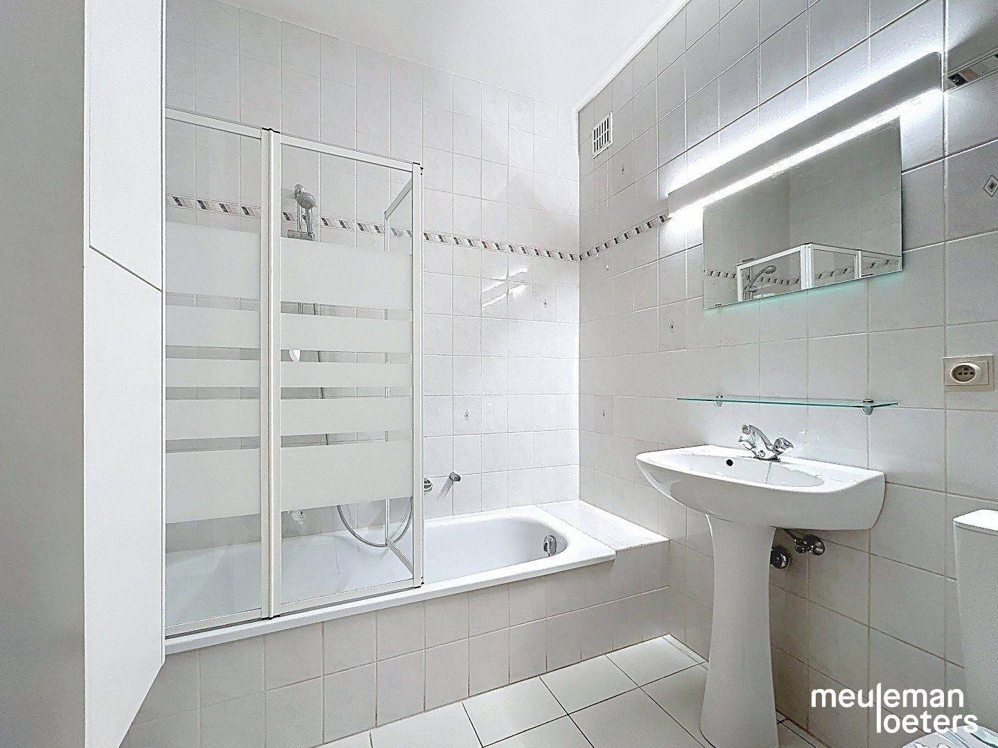 luchtig appartement met garage foto 8