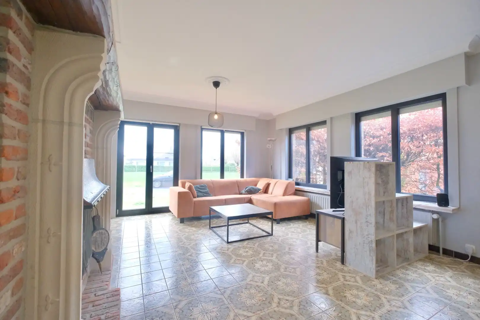 Rustig gelegen woning met 3 slpks en garage op perceel van 585 m²! foto 3