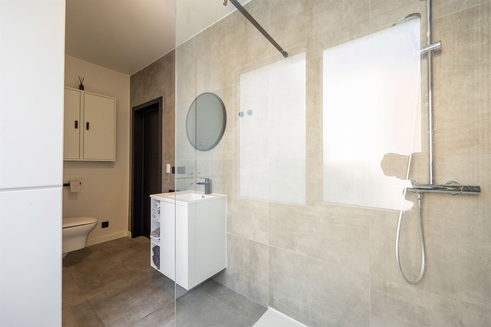 Stijlvol energiezuinig 2-slaapkamer appartement foto 7