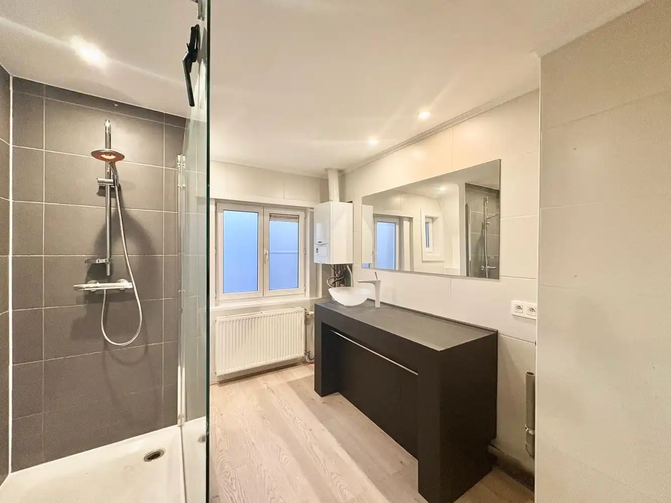 Twee slaapkamer woning met tuin en tuinhuis - Stephensonstraat 16 - 72 m2 foto 14