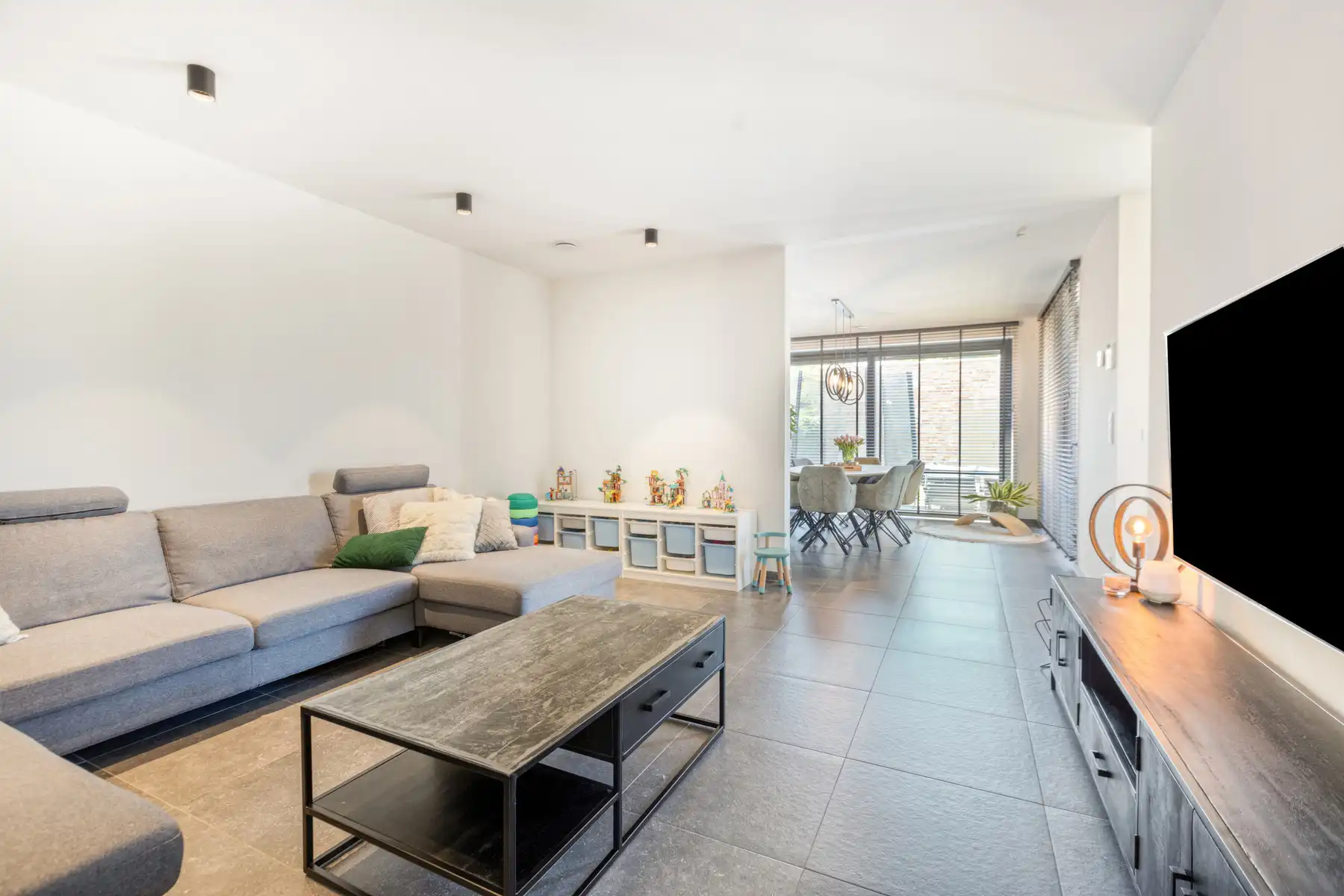 Moderne woning met 3 slaapkamers. foto 8