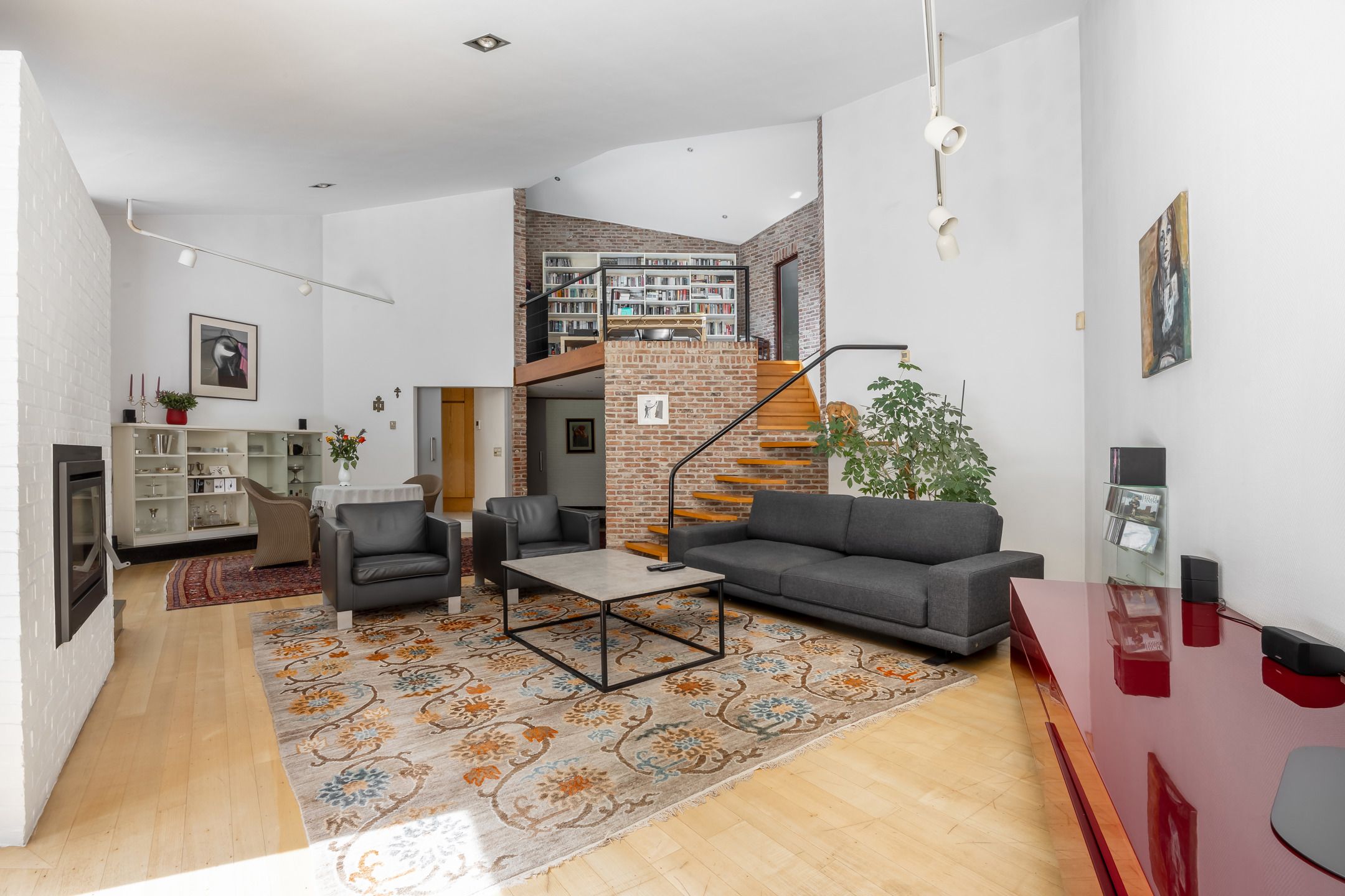 Architecten laagbouwwoning in groene, idyllische omgeving foto 8