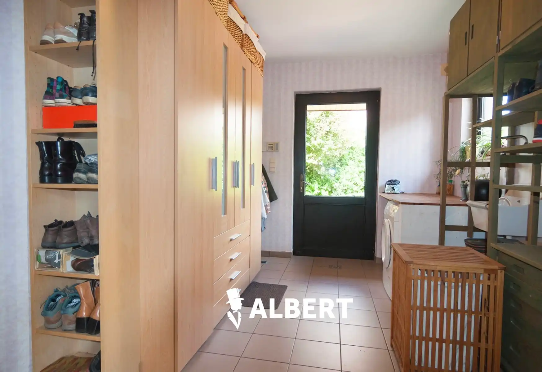  Eengezinswoning van 201m² op groot perceel  in Diepenbeek! foto 14