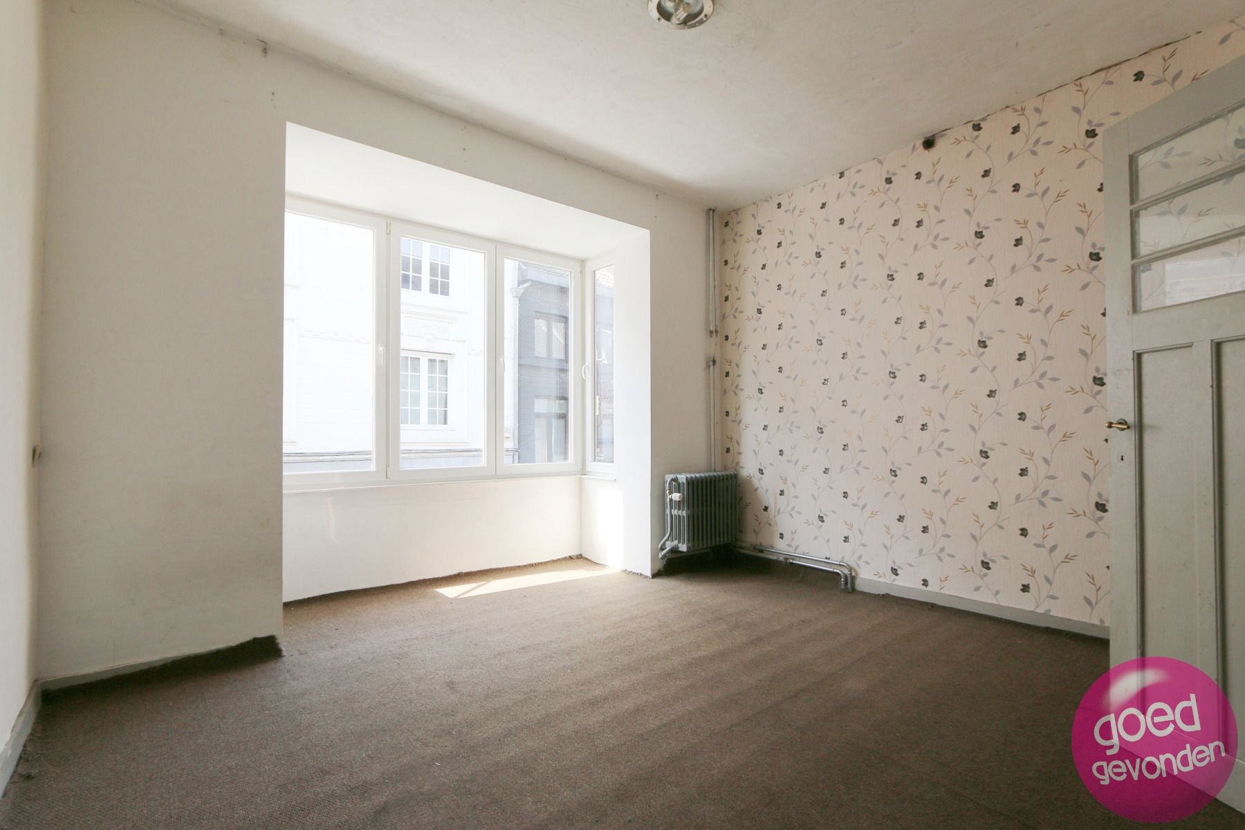 HANDEL MET WOONST - TERRAS - TUIN - CENTRALE LIGGING  foto 18