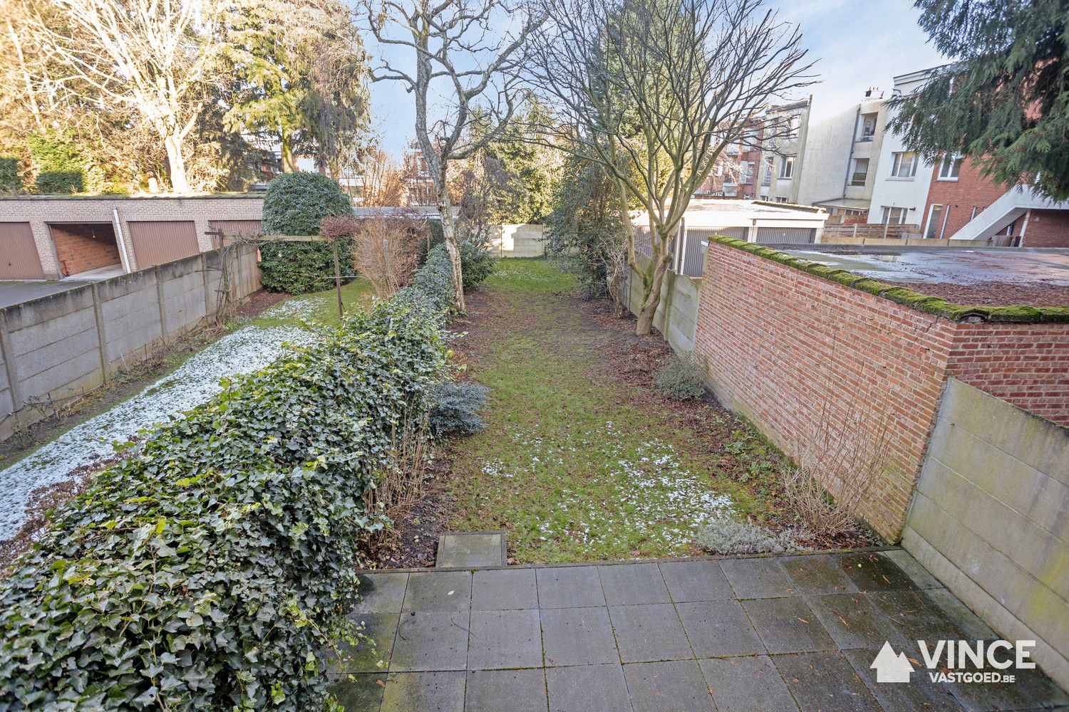 Prachtig huis met indrukwekkende elementen, ruime indeling en leuke tuin foto 10