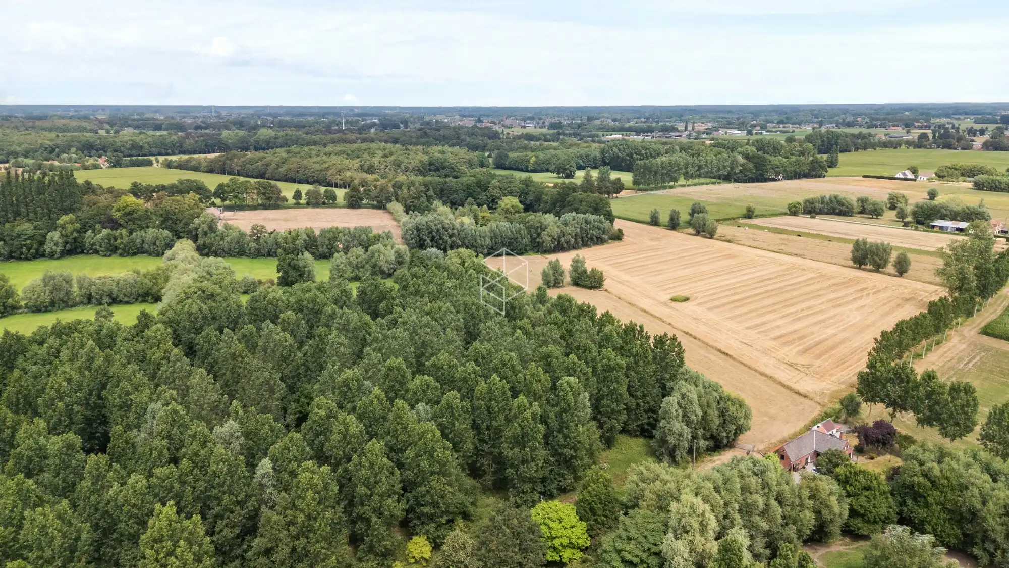 Centraal gelegen gelijkvloerse woning met royale tuin op 1656m² foto 8