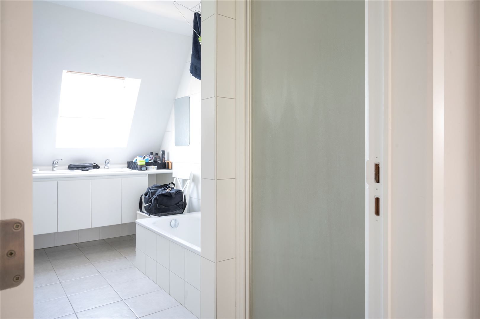  Zeer verzorgd appartement met garage te huur in Oudenaarde. foto 11