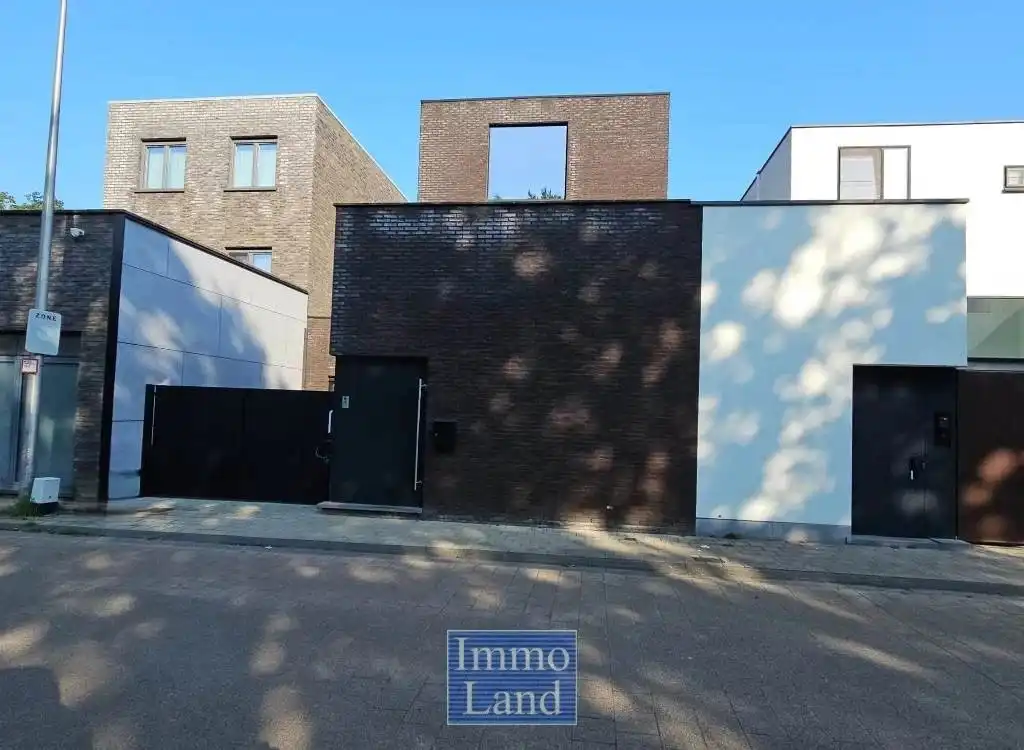 Zeer energiezuinige rustig gelegen woning, binnen de grote ring van Hasselt. foto 56