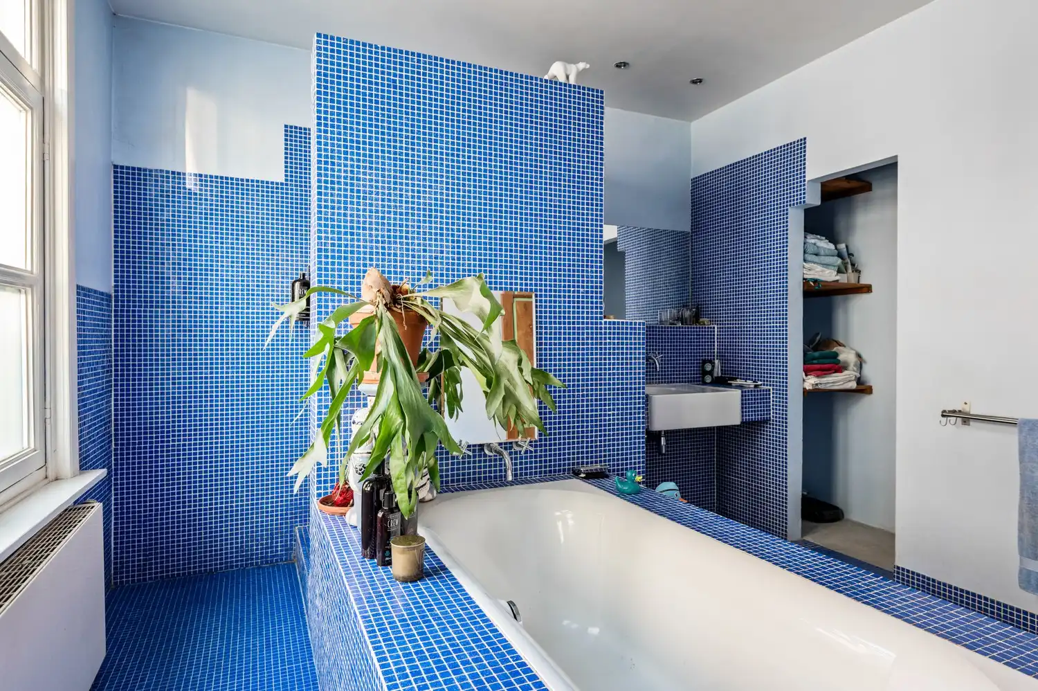 Unieke gezinswoning met 5 slaapkamers en tuin in Borgerhout! foto 15