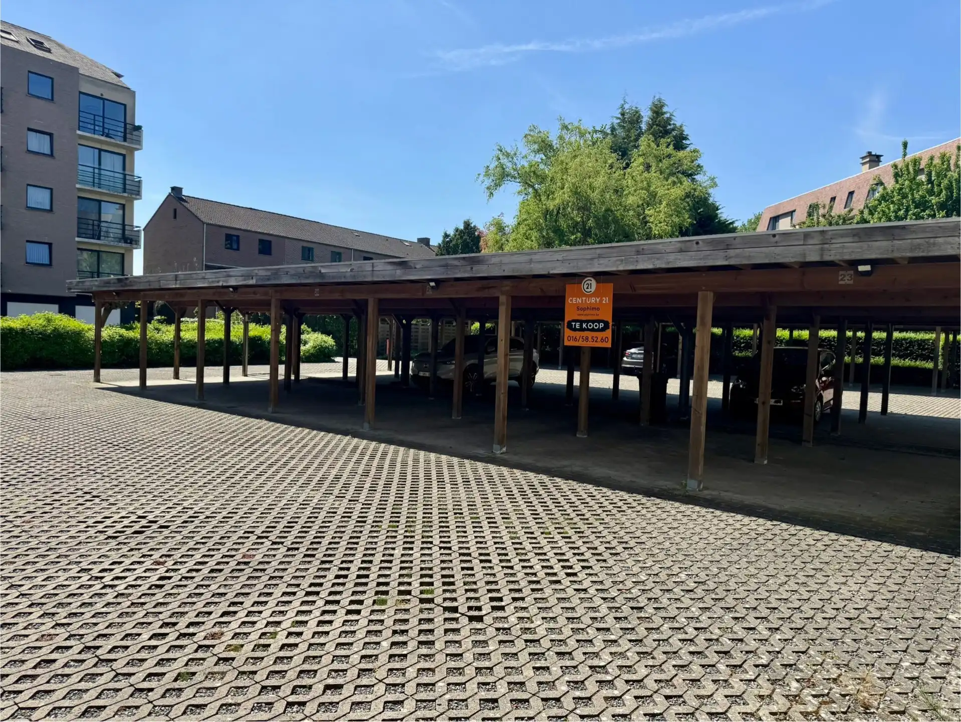 Carport op uitstekende locatie te Kessel-Lo foto 2