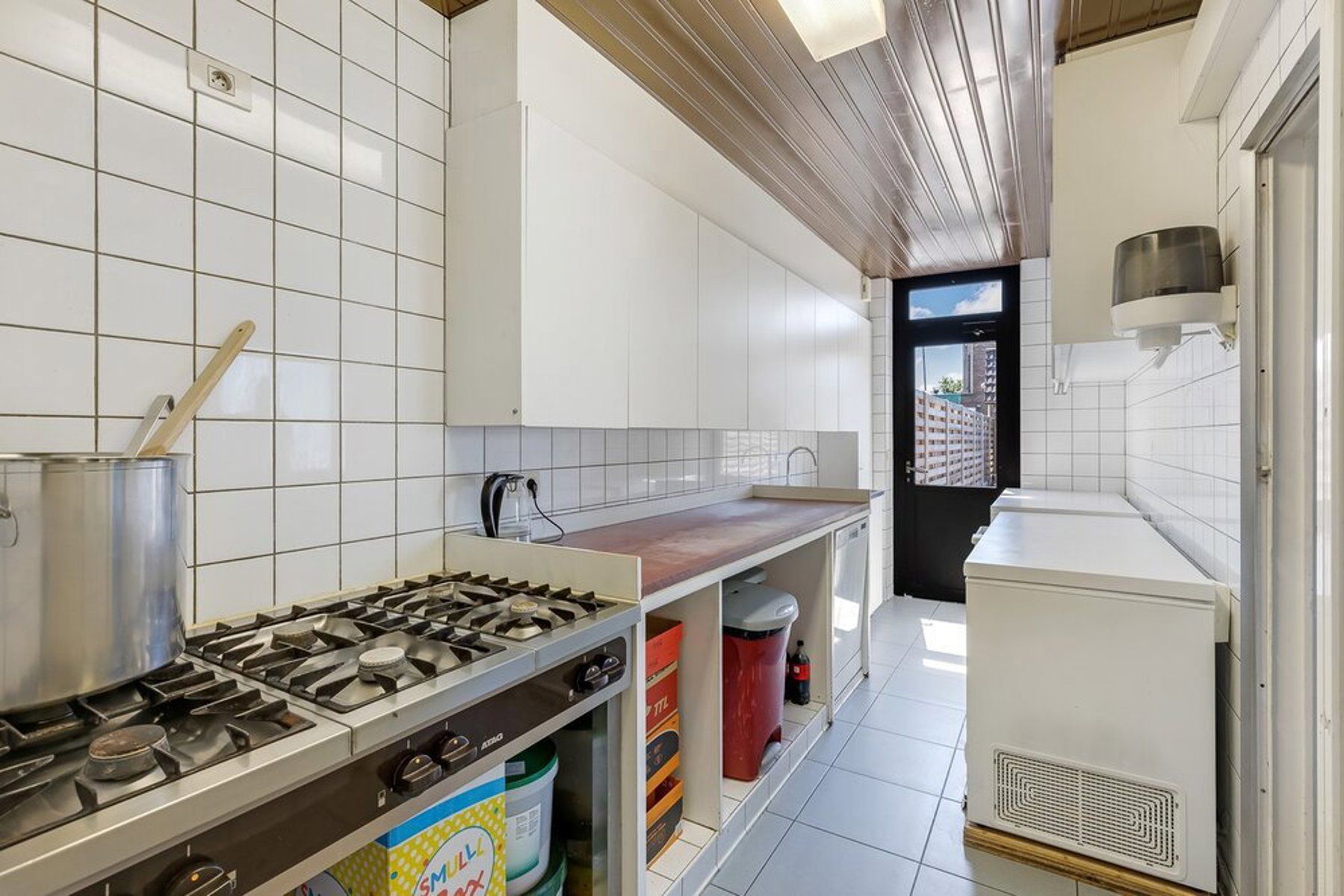 Handelspand met bouwgrond, duplex en parking te koop foto 8