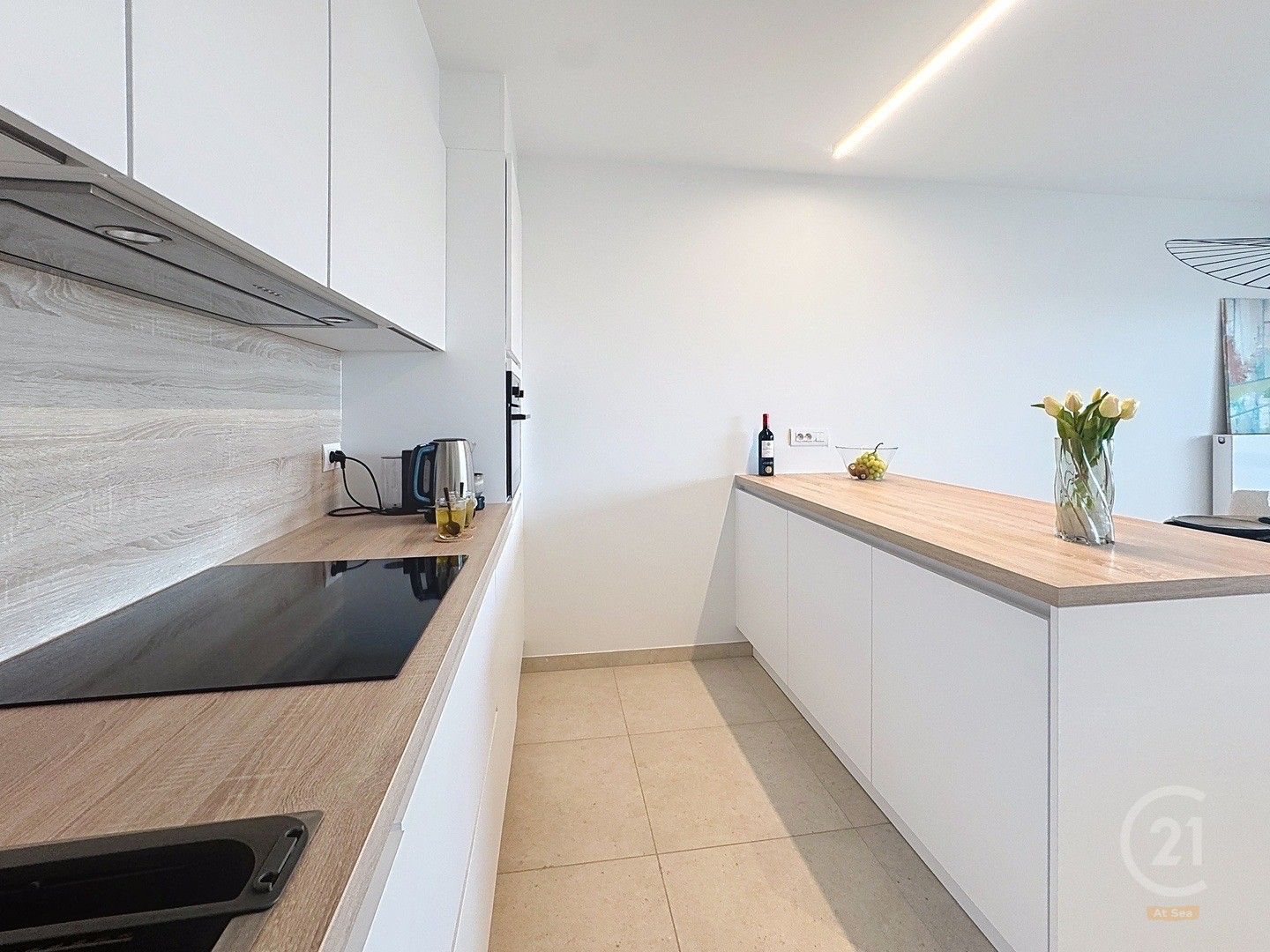 Nieuwbouwappartement met ruim zuidgericht terras inclusief buitenparkeerplaats foto 10
