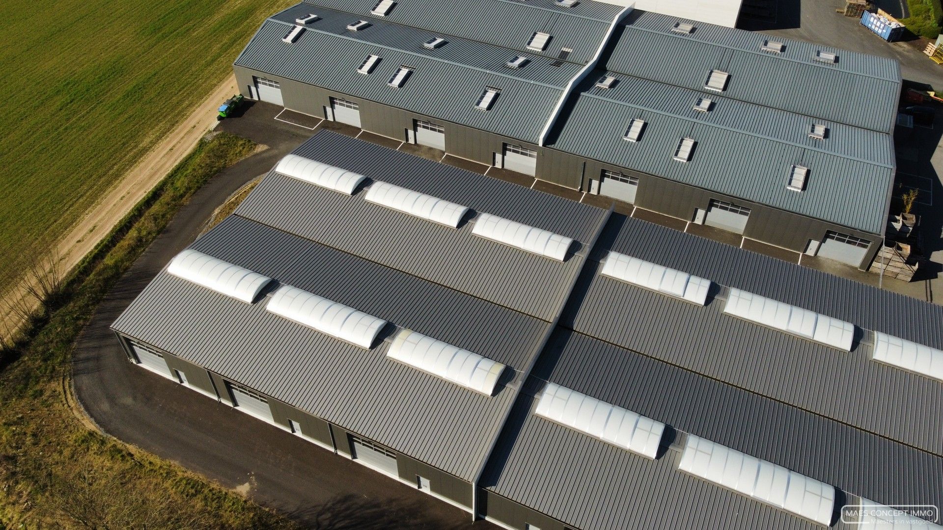 Opslagruimtes vanaf 150m2 te koop in Anzegem foto 2