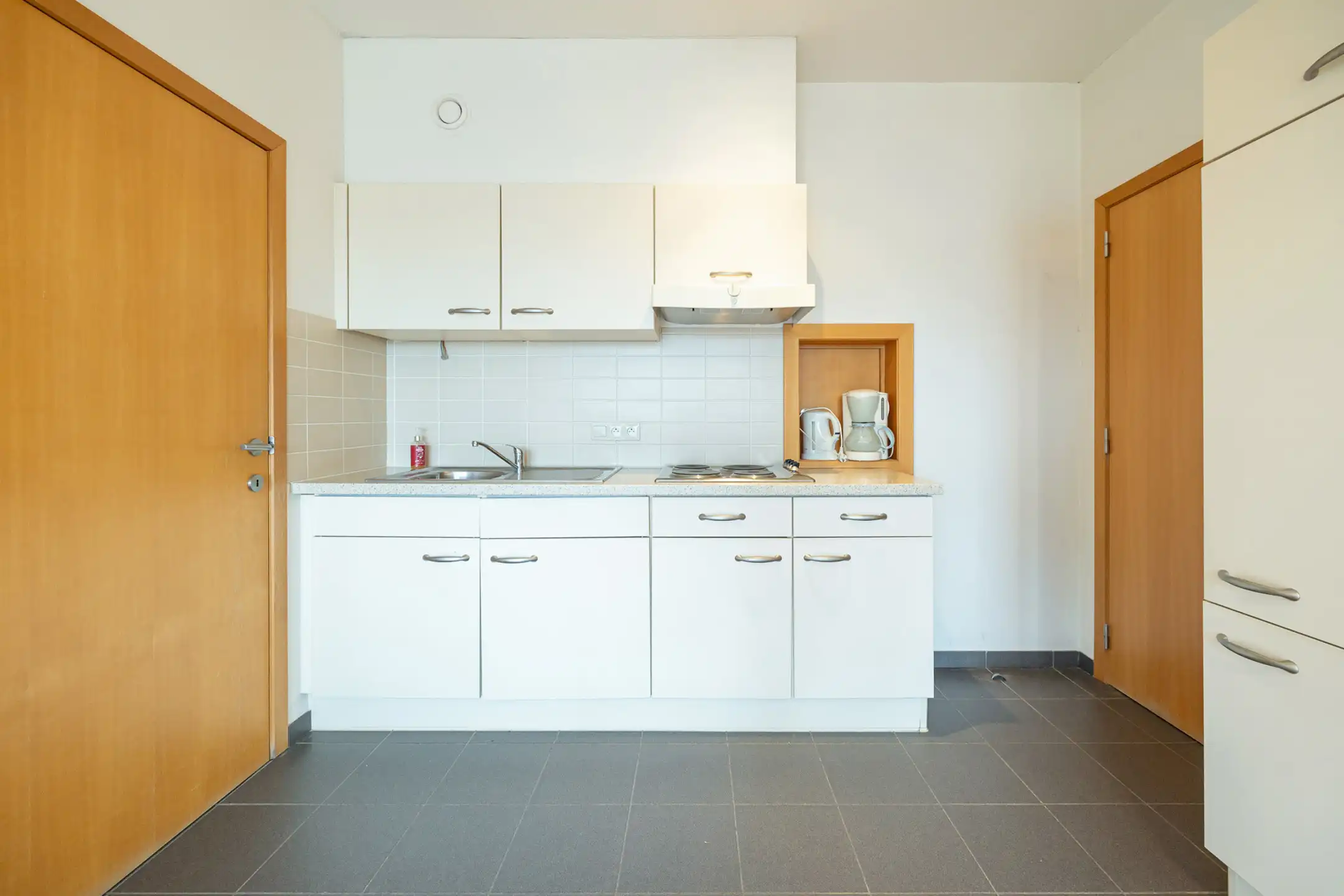 BEVEREN - Erkende assistentiewoning in hartje Beveren  foto 4