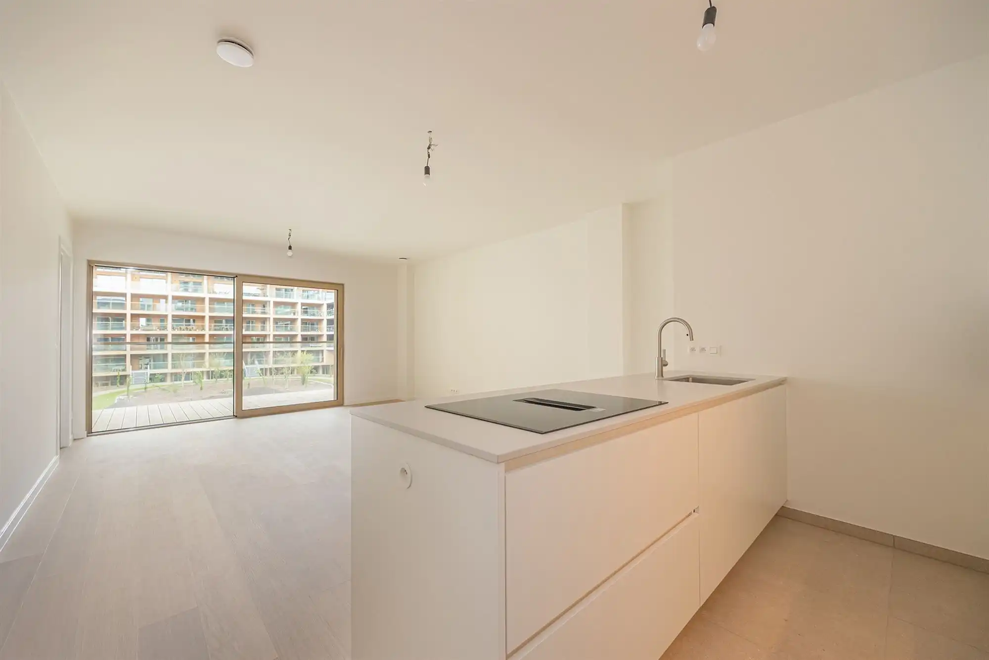 Shigeru Ban: app. met 3 slpkmrs., 2 bank. en 2 terrassen foto 35