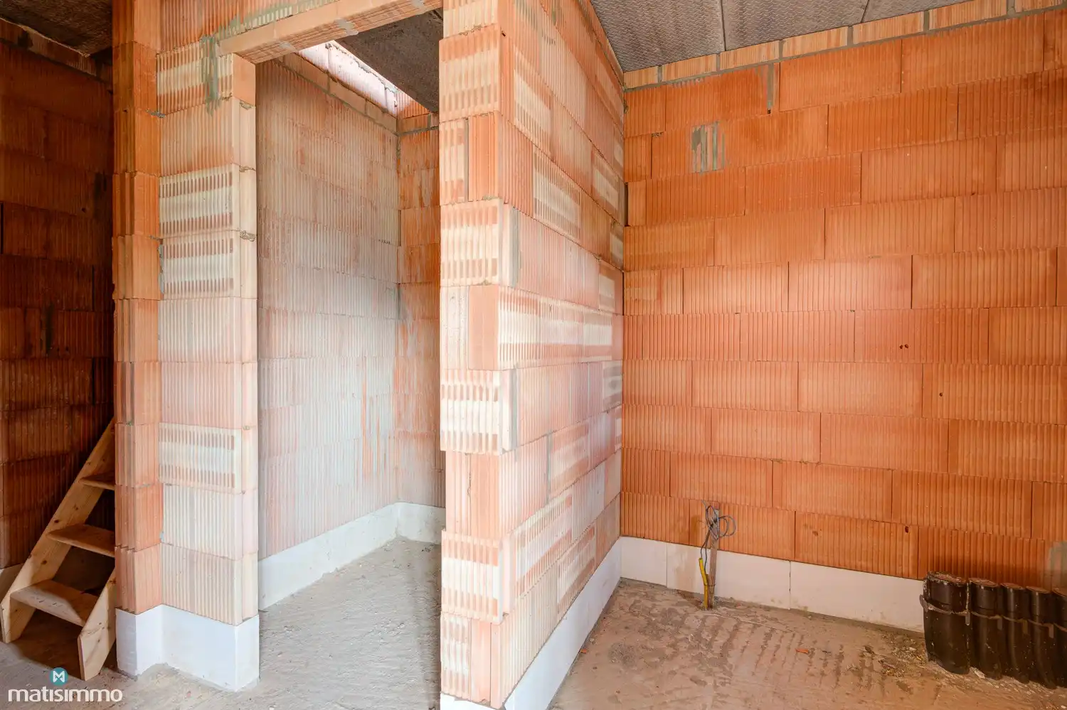 RUSTIG GELEGEN ENERGIEZUINIGE NIEUWBOUWWONING NABIJ HET GROEN TE OUDSBERGEN foto 4