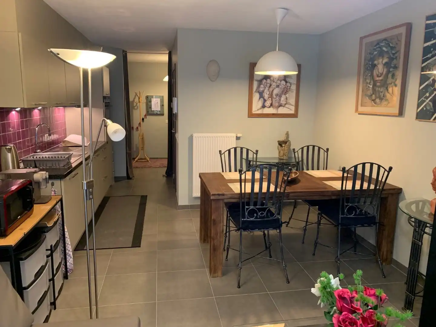 Gezellige instapklare studio - gemeubeld - vlak aan zee. Erfpachtformule. foto 4