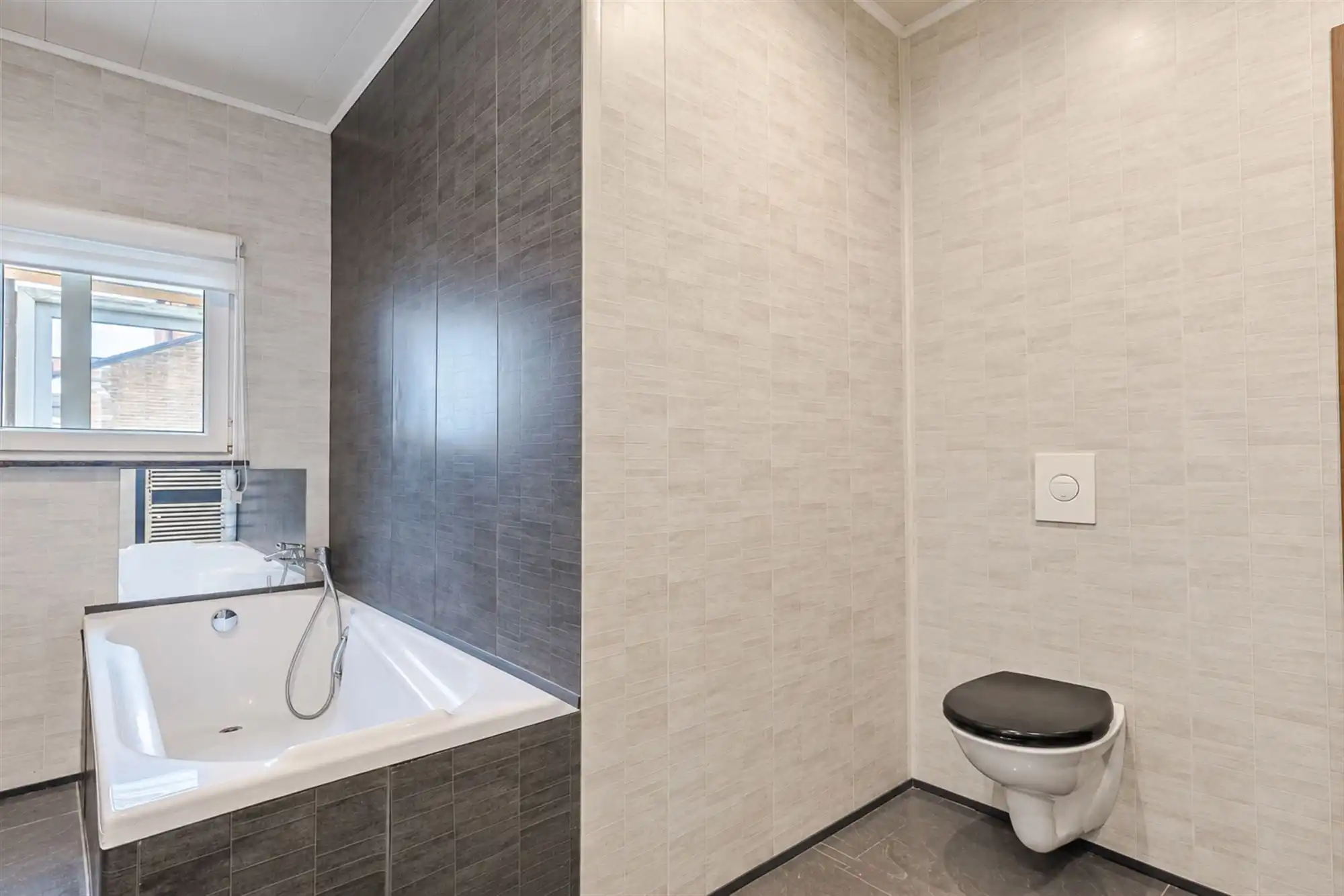 instapklare 3 gevelhuis op 945 m² met 6 slpks en 4 garages foto 15