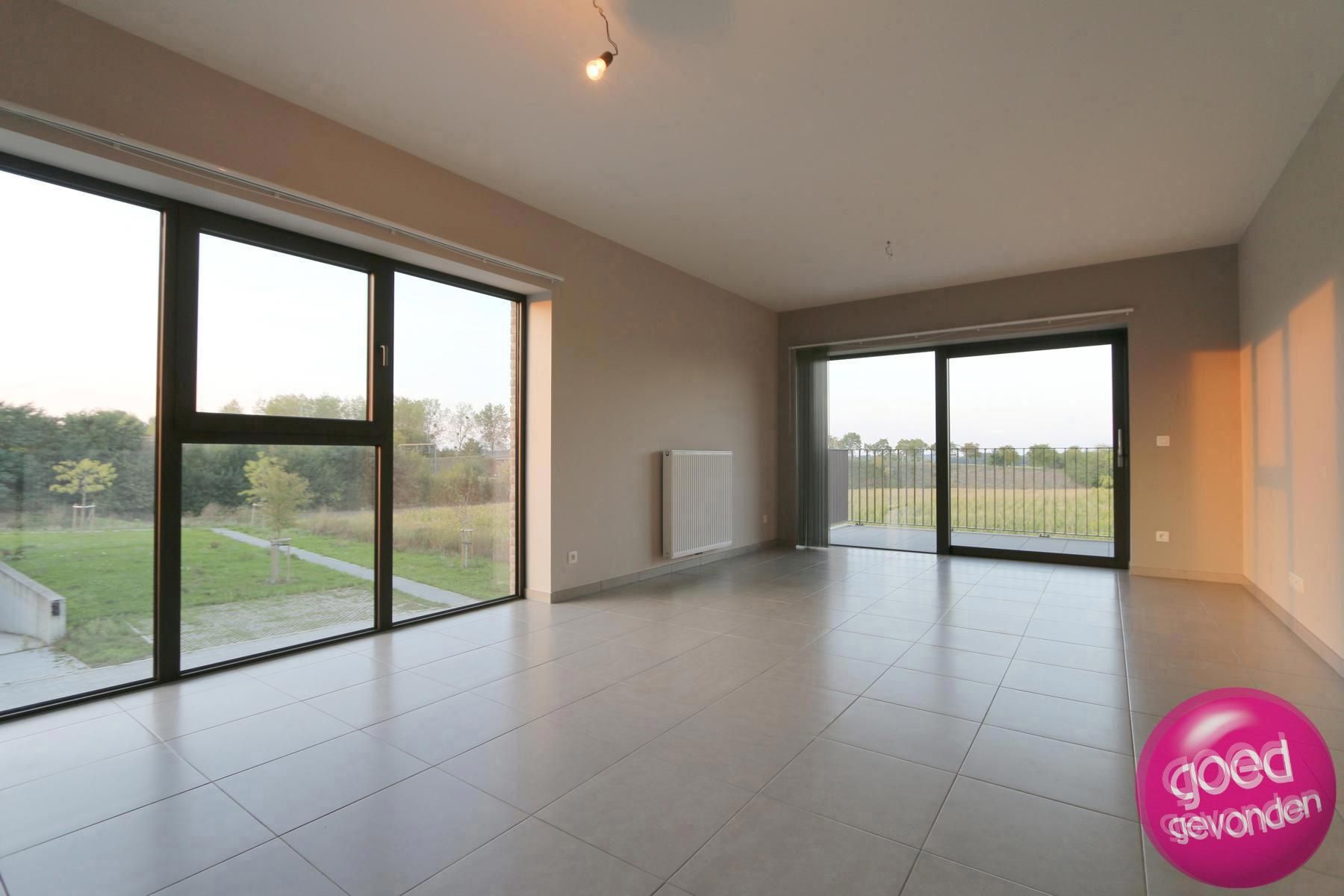 App 2 slk - terras - kelder - parking - energiezuinig foto 4