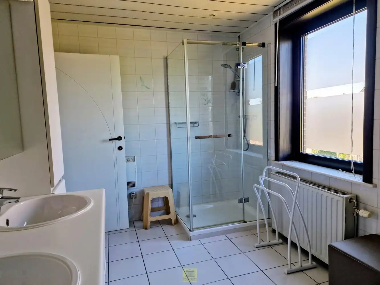 Instapklare open bebouwing met tal van extra’s en verrassend lage energiekosten foto 22