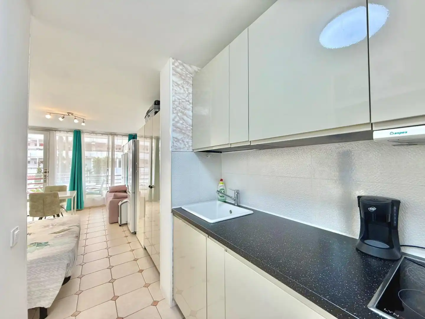 Gerenoveerd Studio-appartement in Playa de Las Américas  foto 12