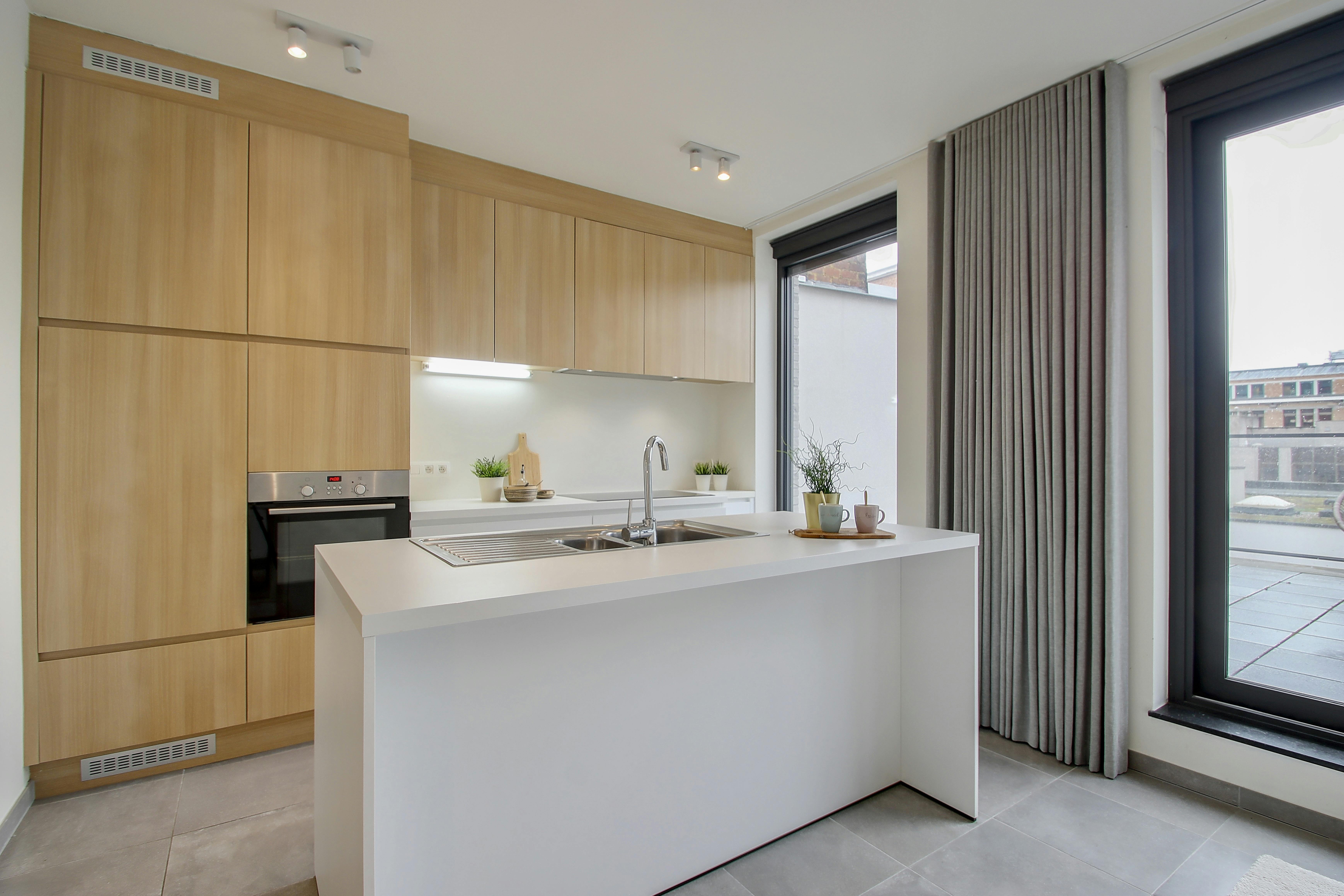 Ruim nieuwbouwappartement te koop in het centrum. foto 5