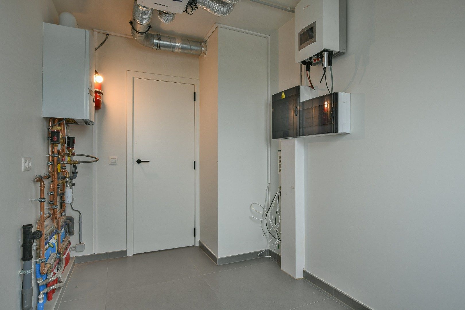 Ruim instapklaar nieuwbouwappartement (167 m²) met 3 slaapkamers en groot terras in centrum Eernegem foto 16