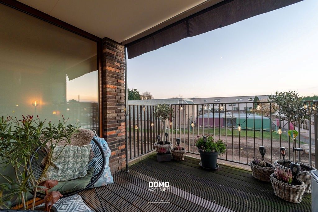 INSTAPKLAAR 2 SLAAPKAMER APPARTEMENT MET PRACHTIG RUIM TERRAS TE BILZEN CENTRUM foto 9