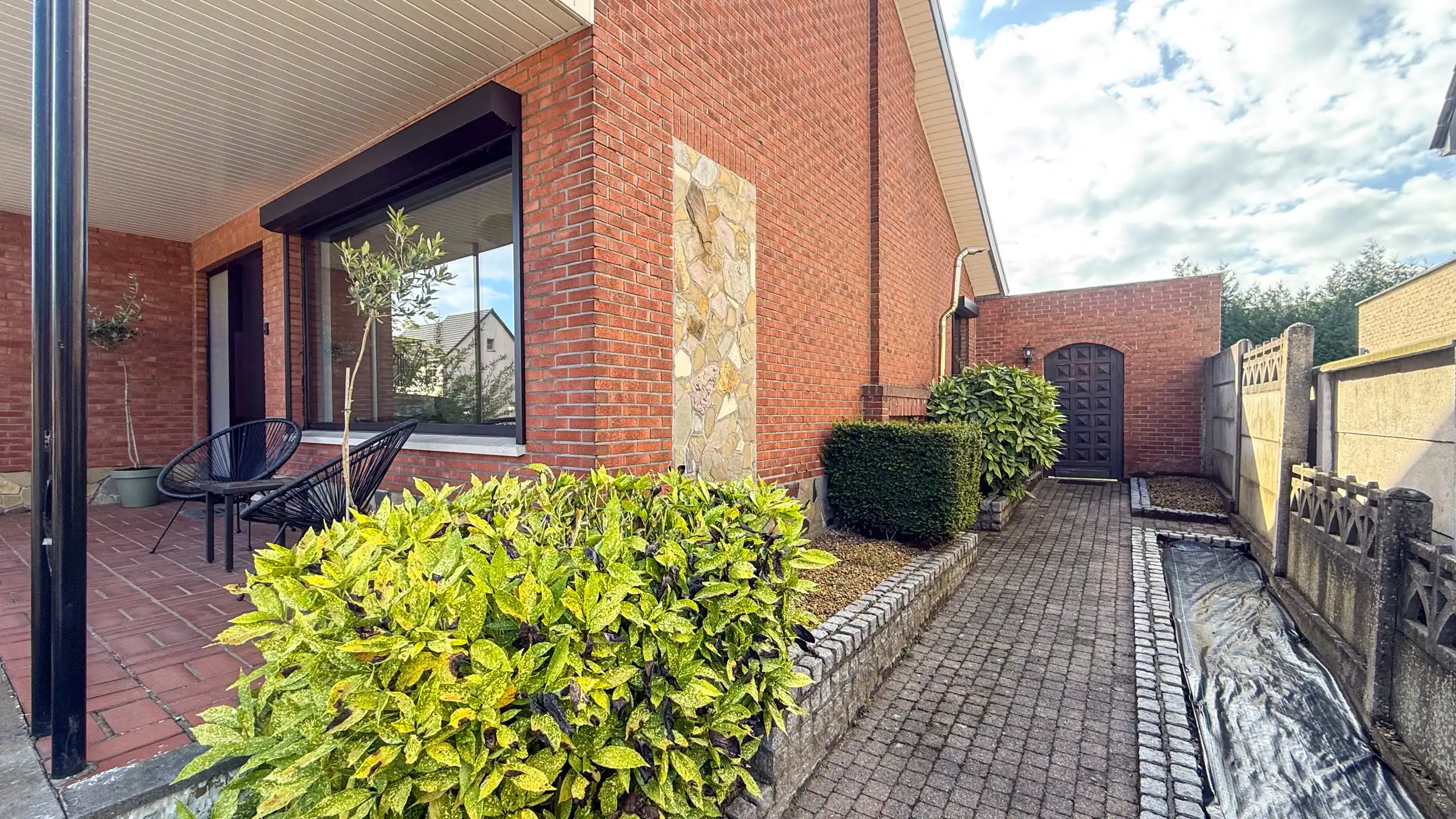 Instapklare woning met 2 slpks, ruime leefruimte en tuin! foto 34
