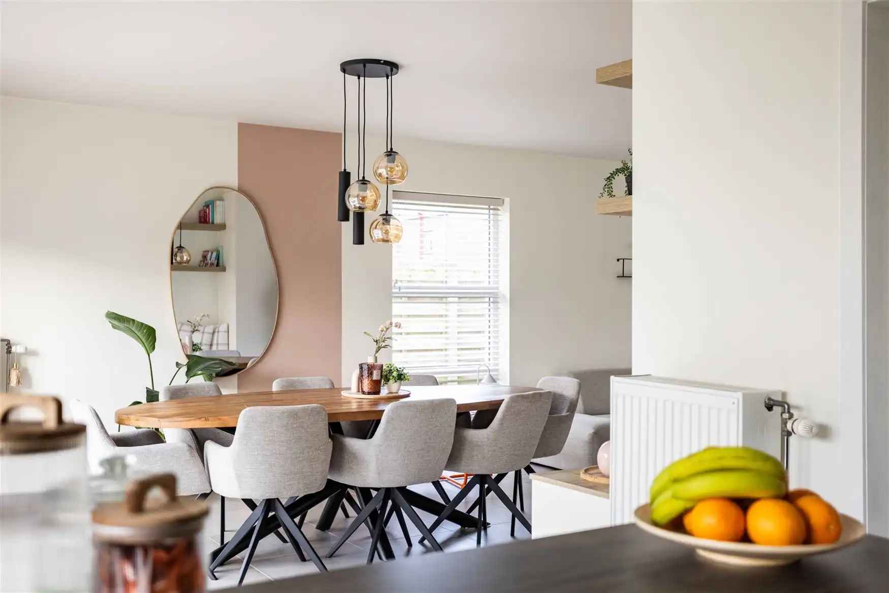 Instapklaar gezinshuis met zonnige tuin foto 11