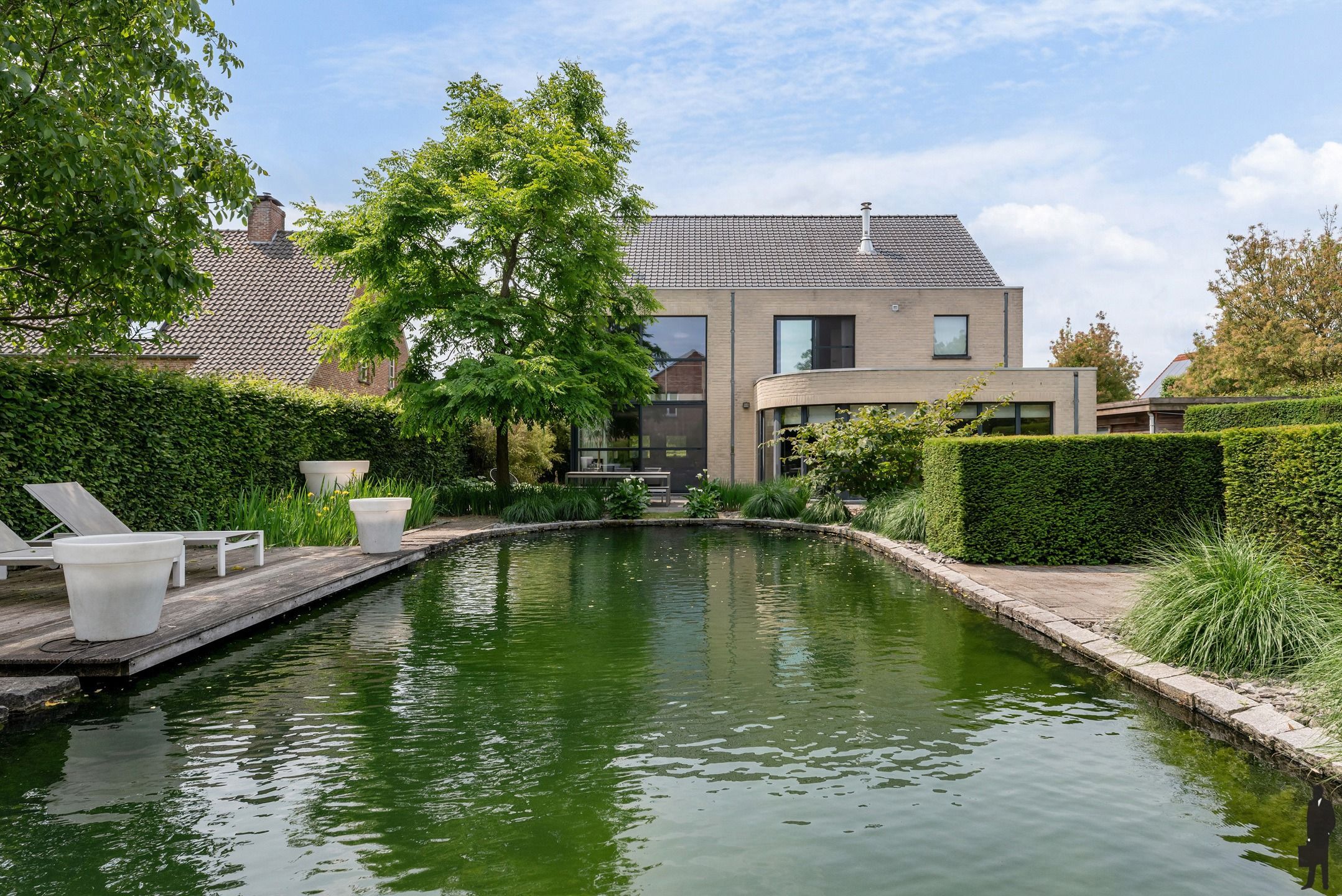 Instapklare woning met zwemvijver in Hoogstraten! foto 45