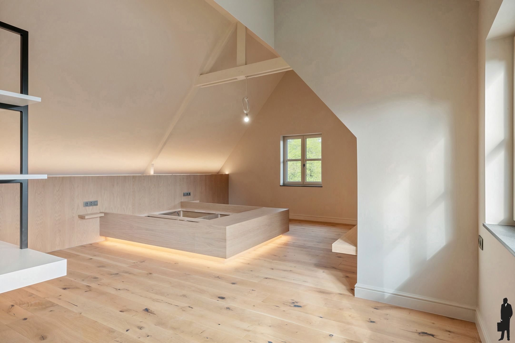 Hoogwaardig, gerenoveerde villa op een perceel van 3.552m² foto 21