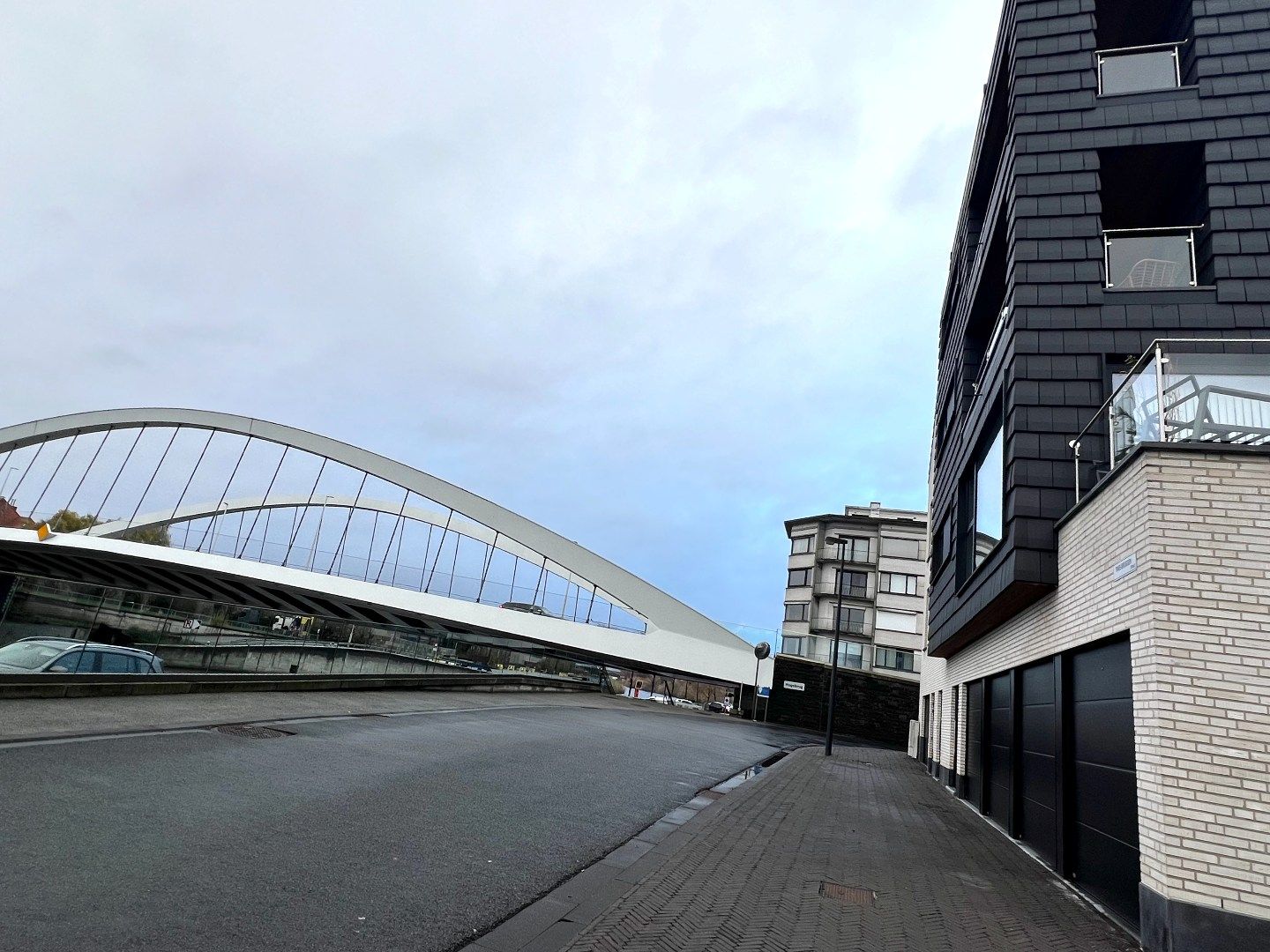 Te huur: Ruim en lichtrijk appartement met garage – Harelbeke foto 21