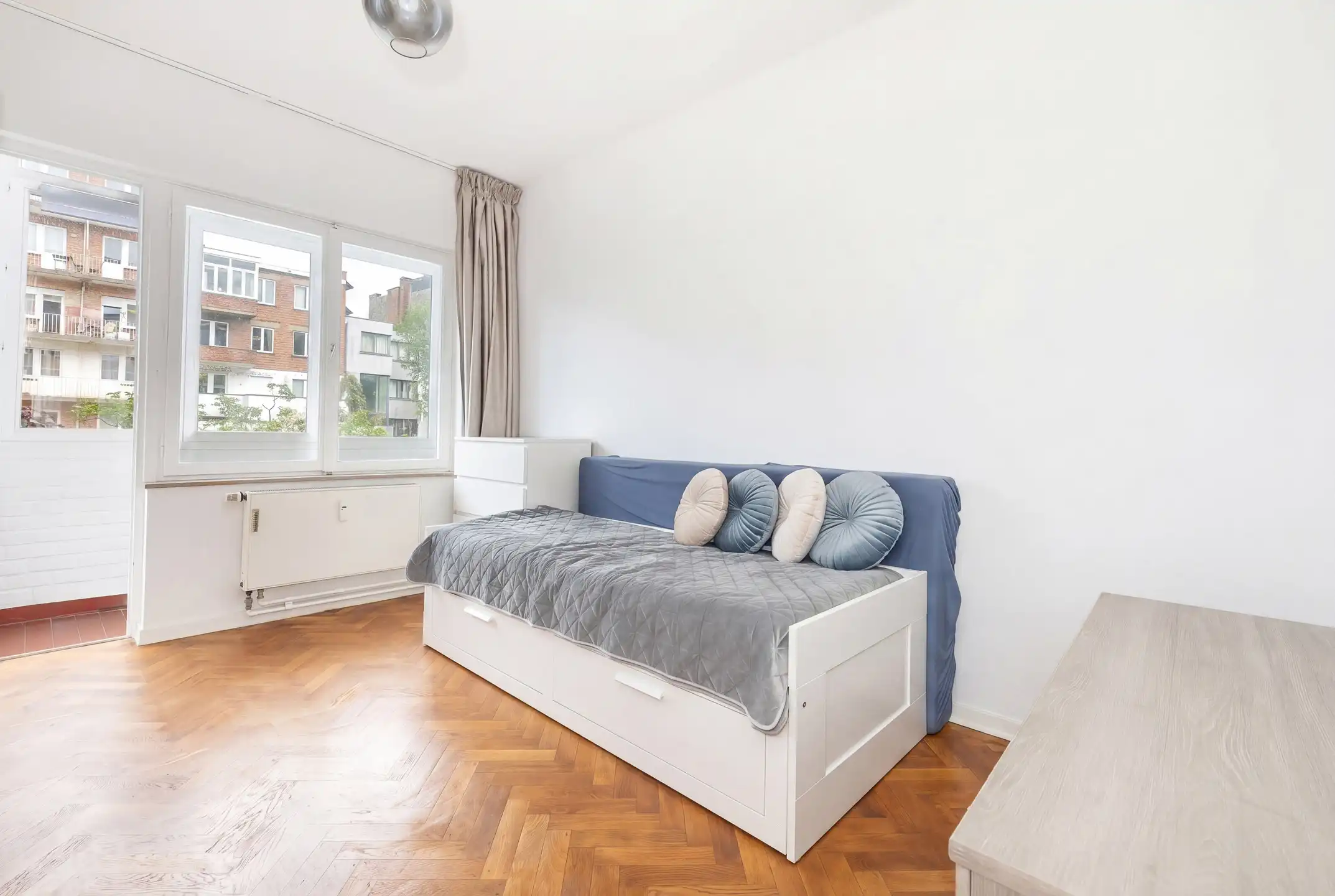 APPARTEMENT MET 2 SLAAPKAMERS TUSSEN MOLIERE EN VDK foto 10