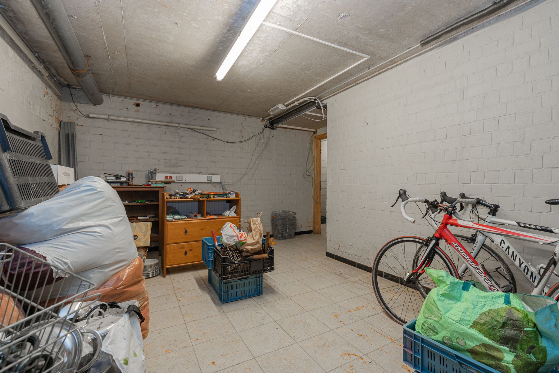 Polyvalent gebouw met appartement in hartje Malderen foto 7