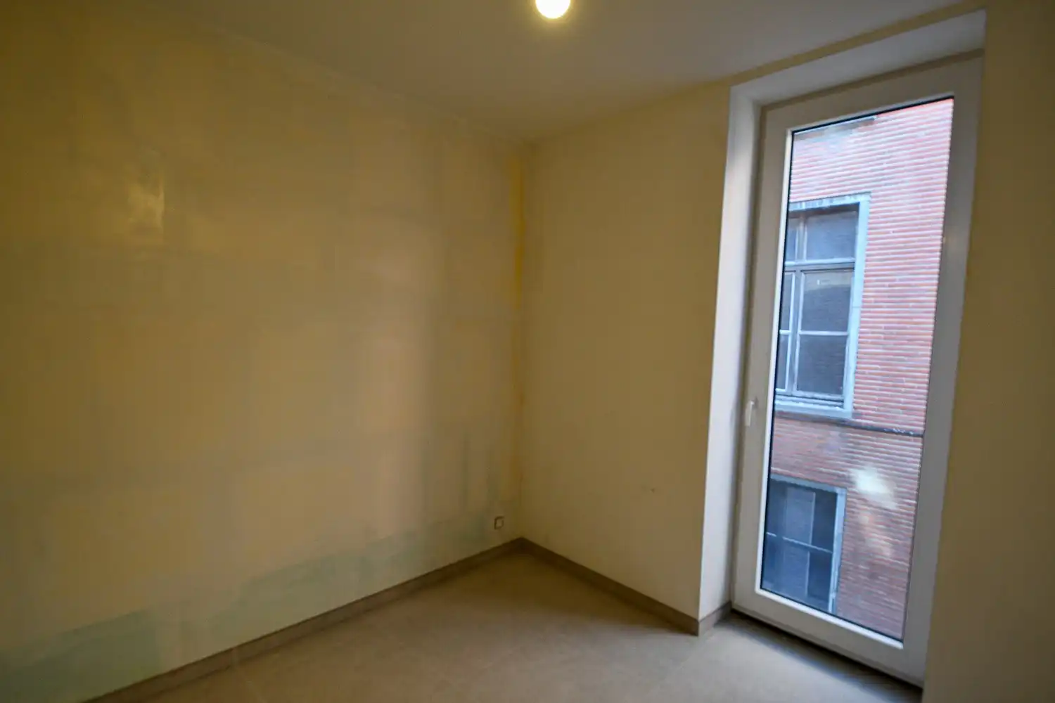 Lichtrijk appartement op 1ste verdiep met 2 slaapkamers foto 8