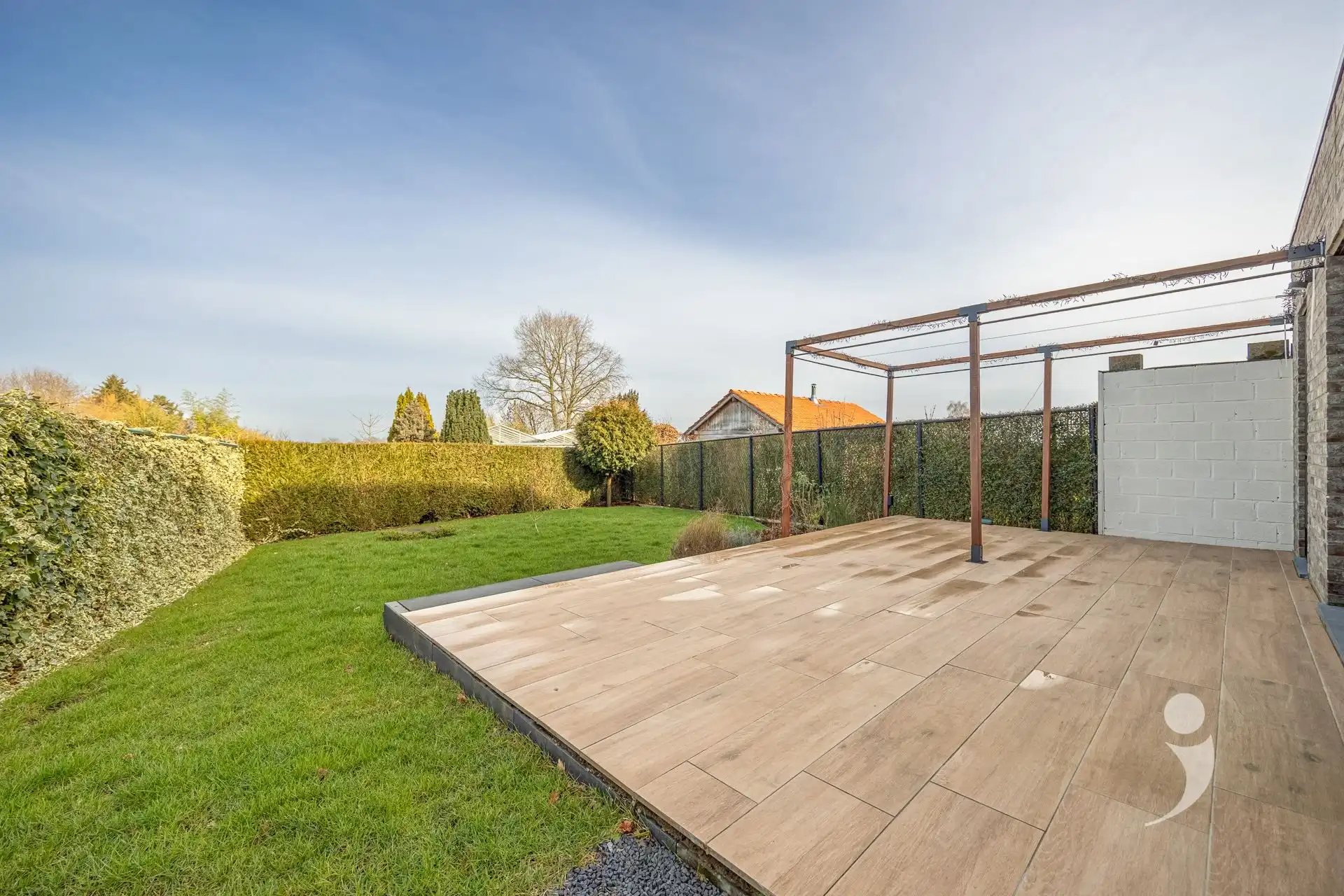 Knappe gezinswoning op een toplocatie!  foto 32