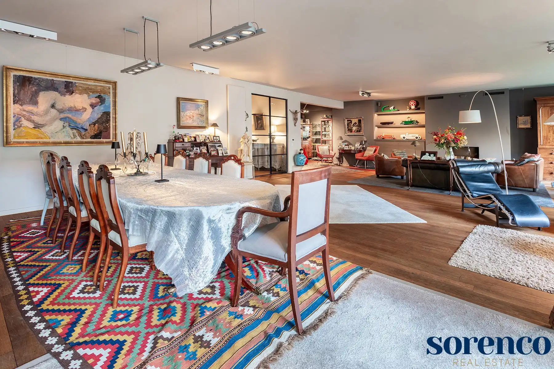 Villa-appartement met privatieve stadstuin en welness.  foto 8
