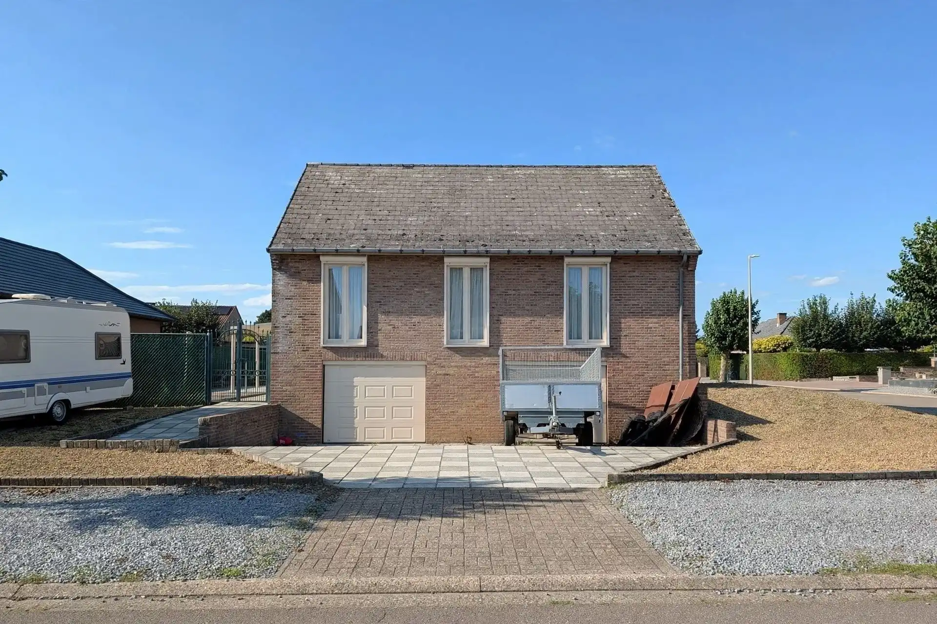 Hoekwoning met 4 slaapkamers in Veldwezelt foto 2