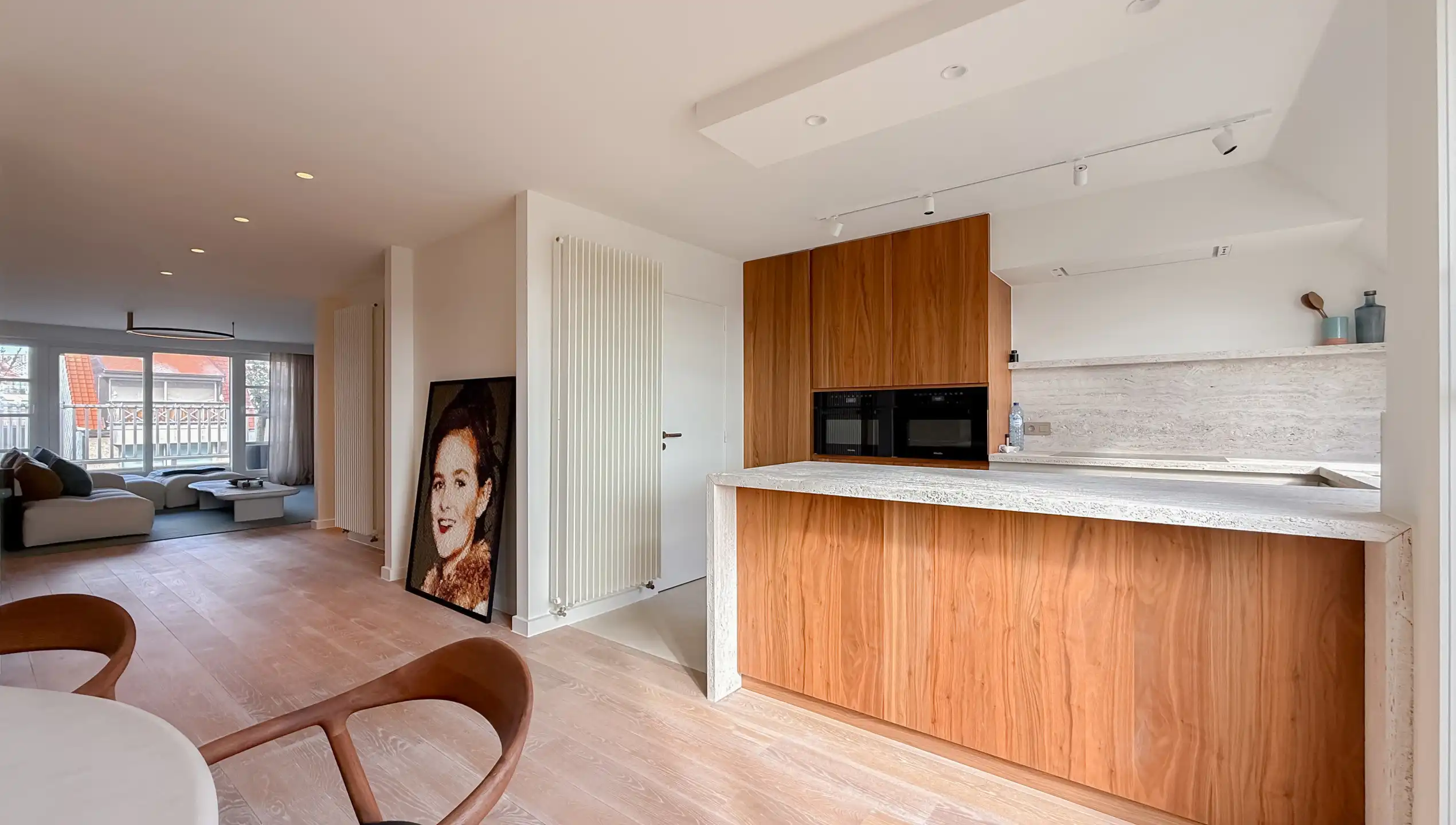 Stijlvol gerenoveerd duplexappartement / centrum van Knokke. foto 14