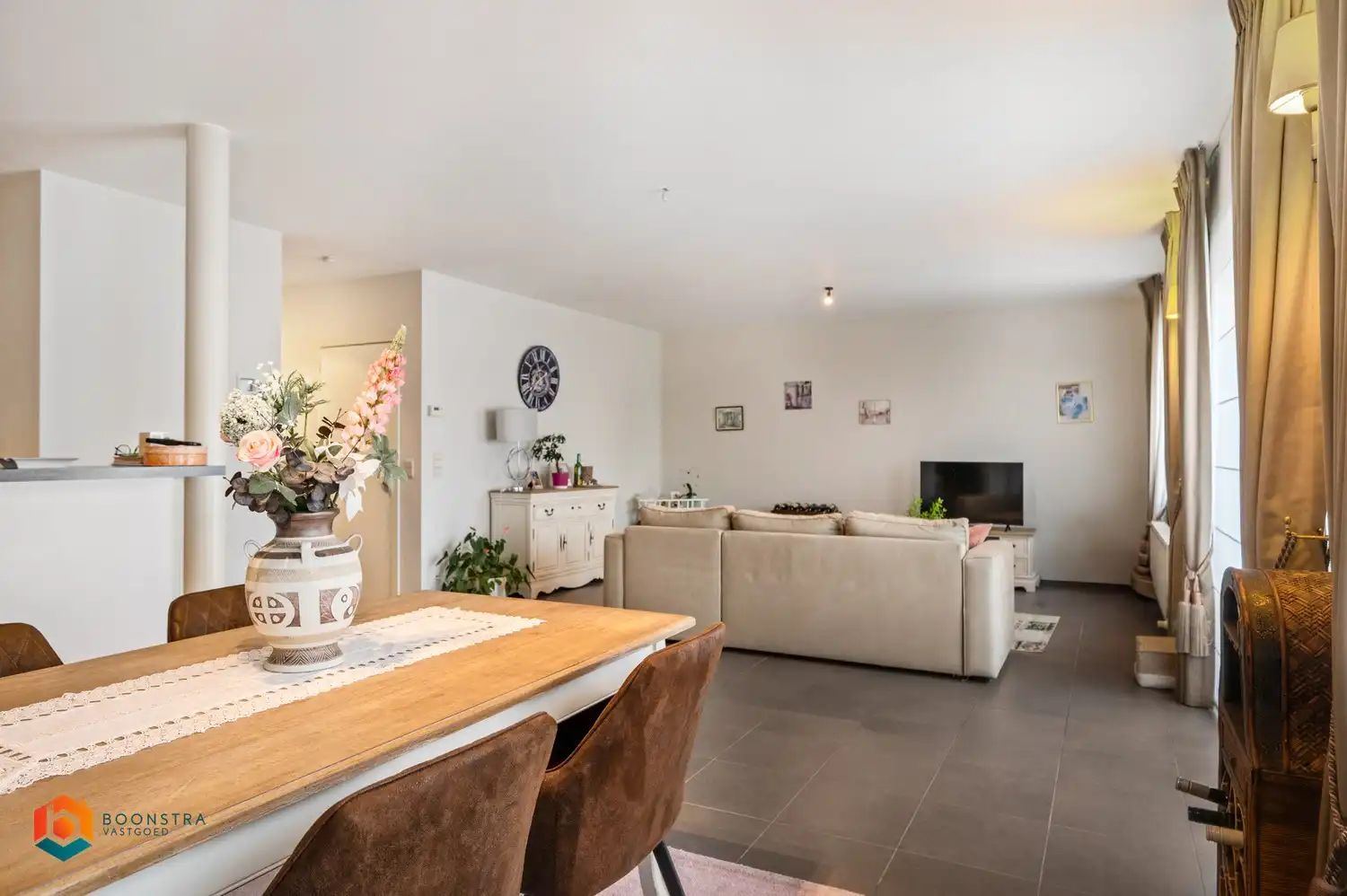 Appartement met 2 slpkrs foto 6