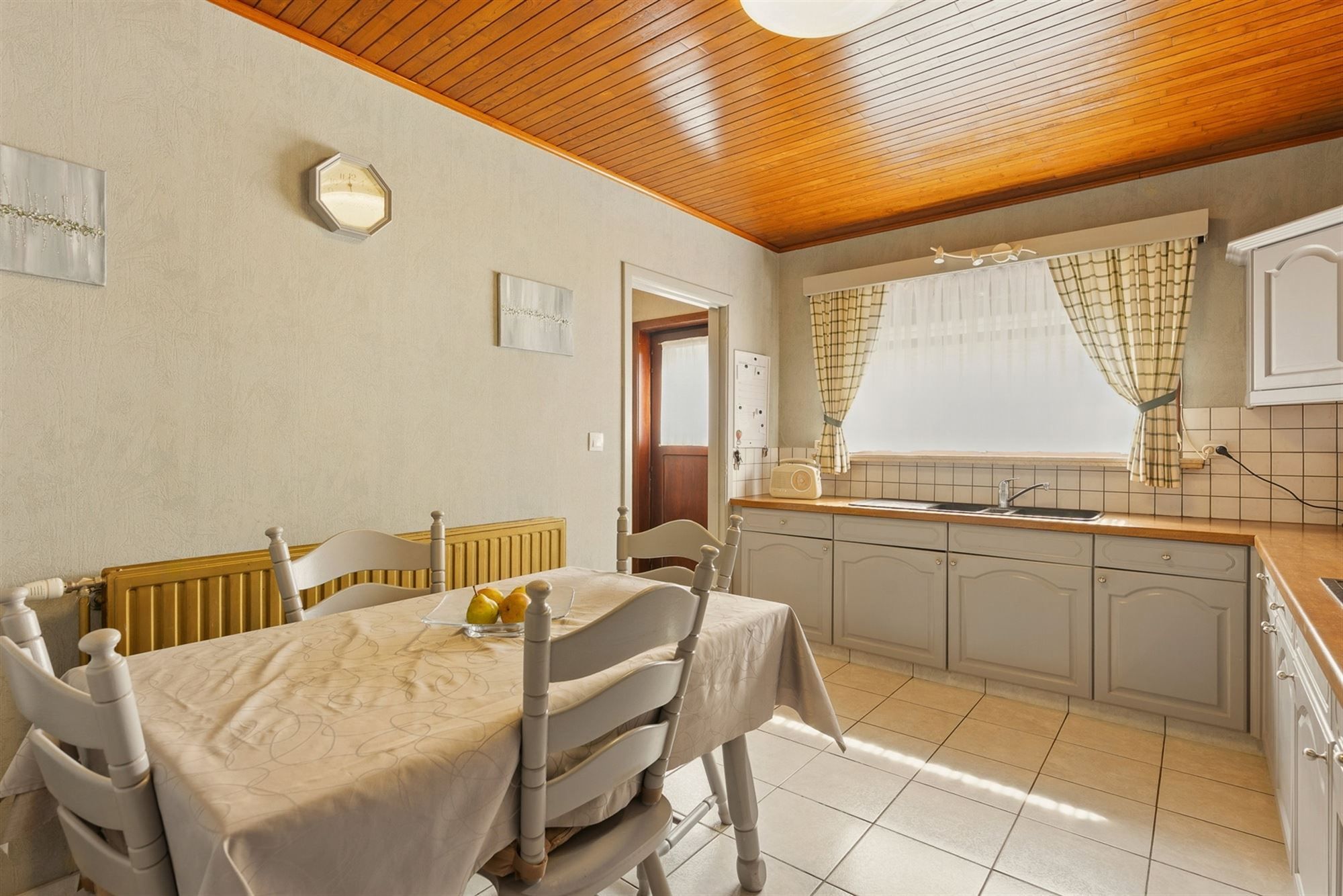 INSTAPKLARE GELIJKVLOERSE WONING OP RUSTIGE LIGGING foto 8