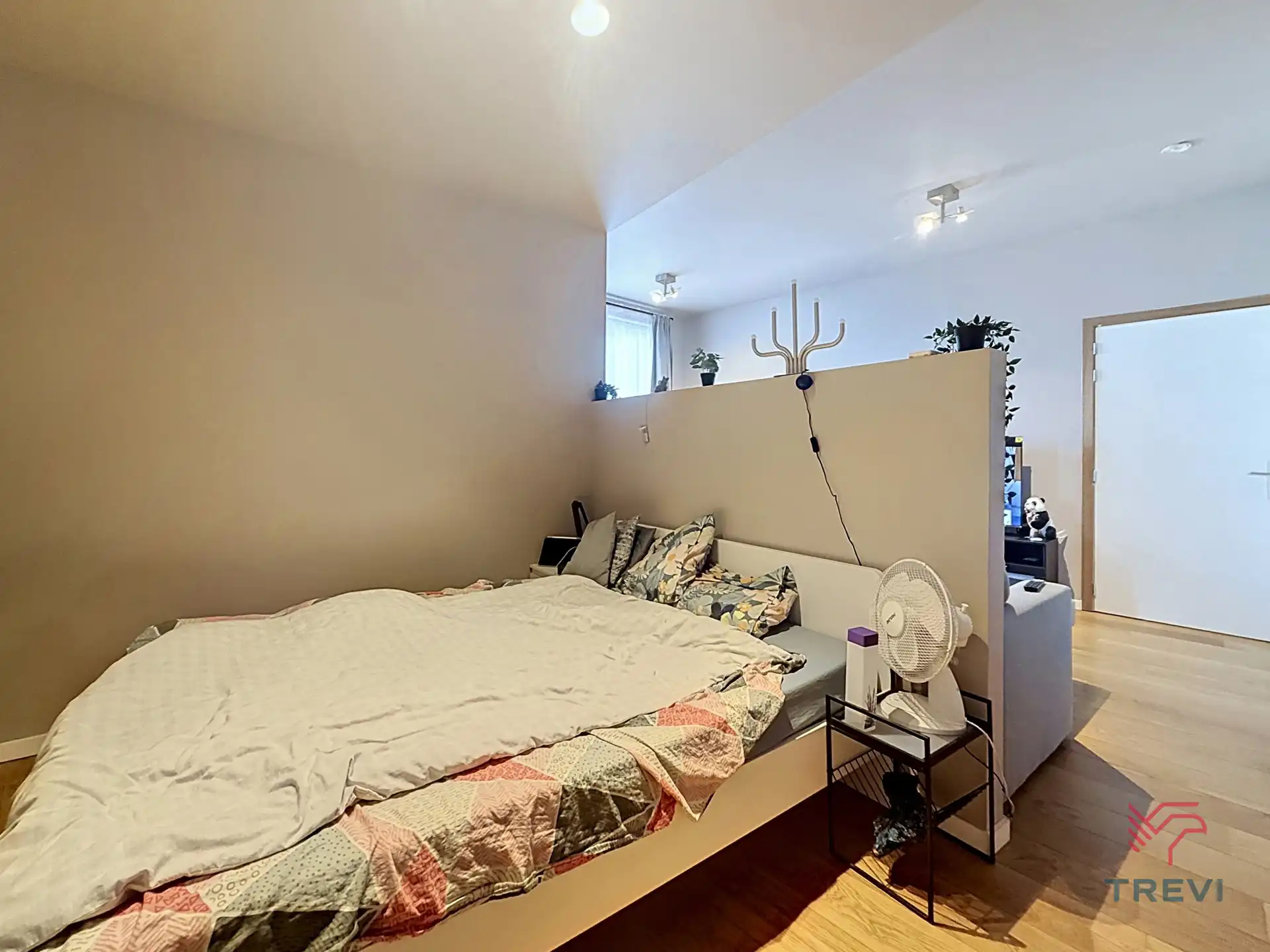 Vlakbij NAVO studio van ± 40m² foto 6