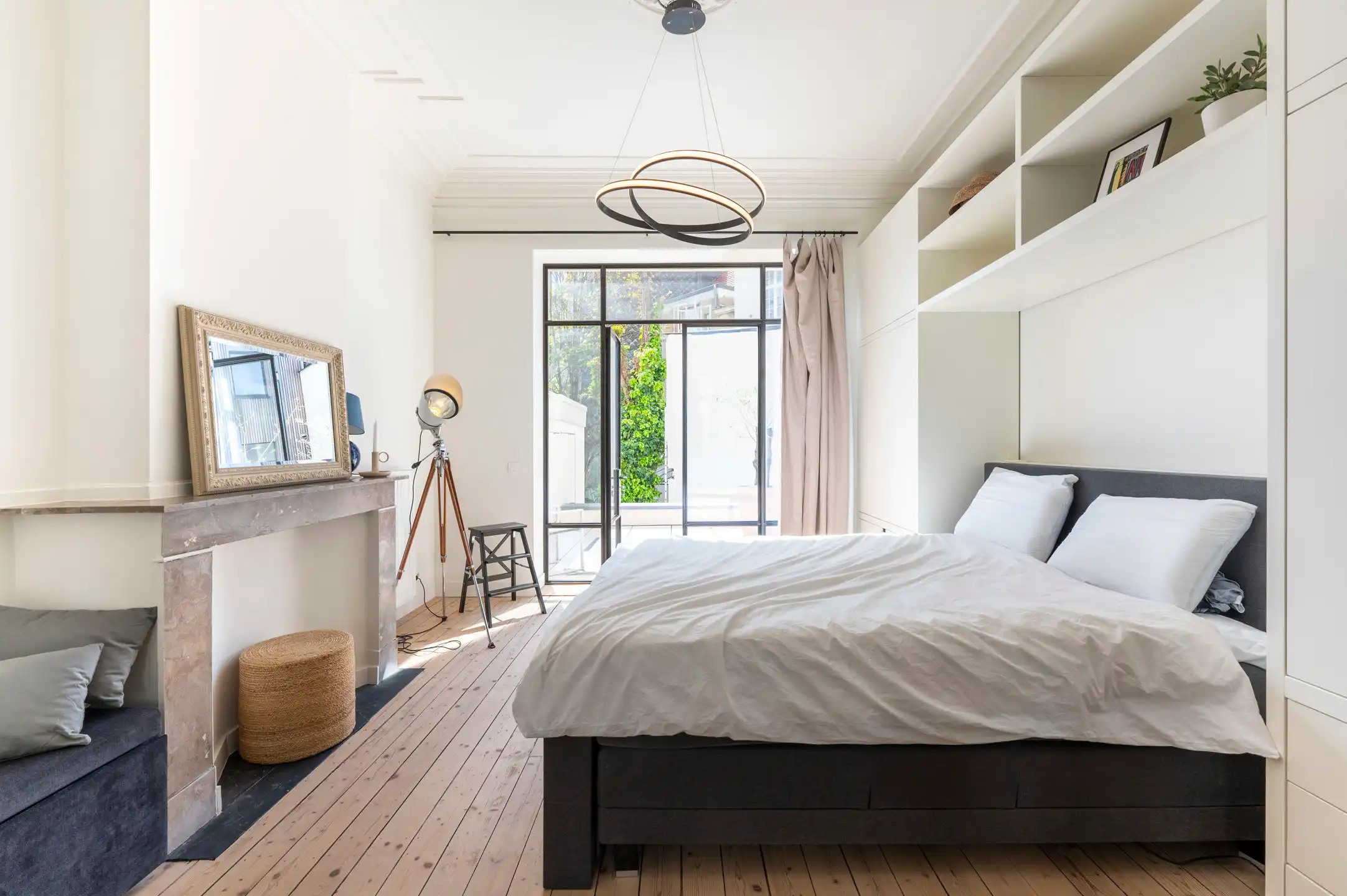 ANTWERPEN-ZUID - Gerenoveerd herenhuis met tuin  foto 14