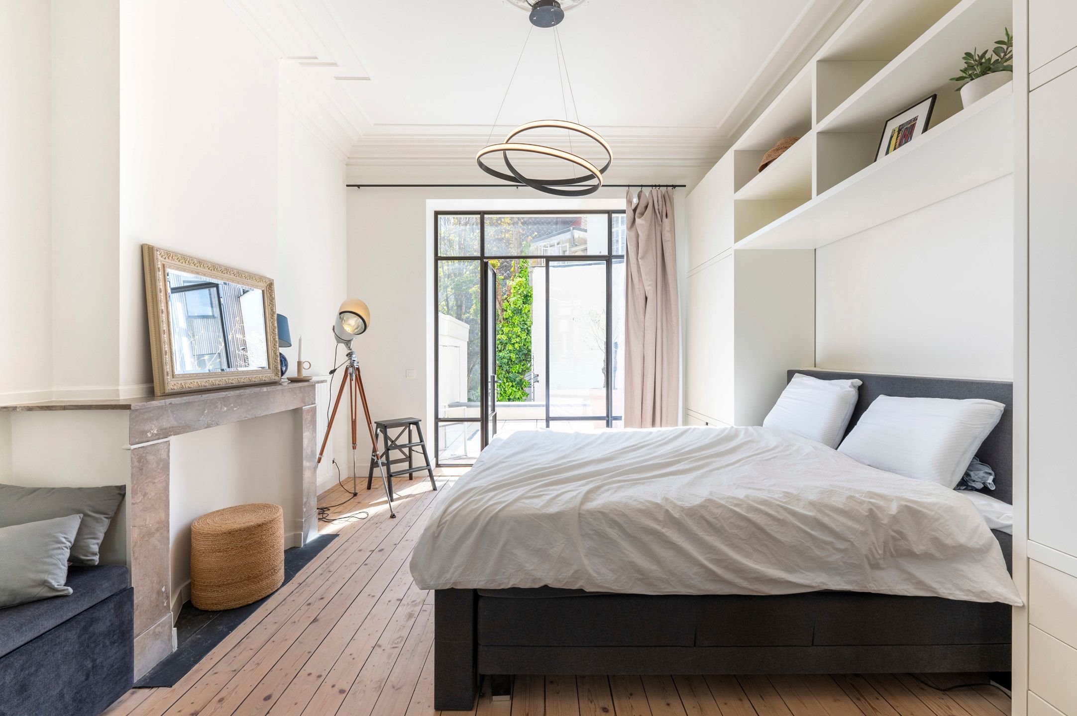 ANTWERPEN-ZUID - Gerenoveerd herenhuis met tuin  foto 14