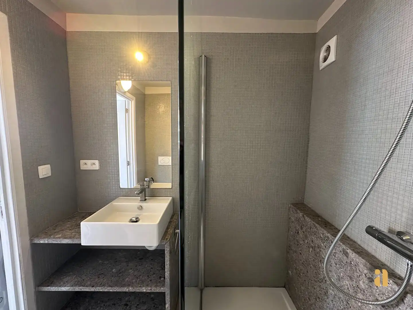 Rustig wonen met de stad binnen handbereik foto 12